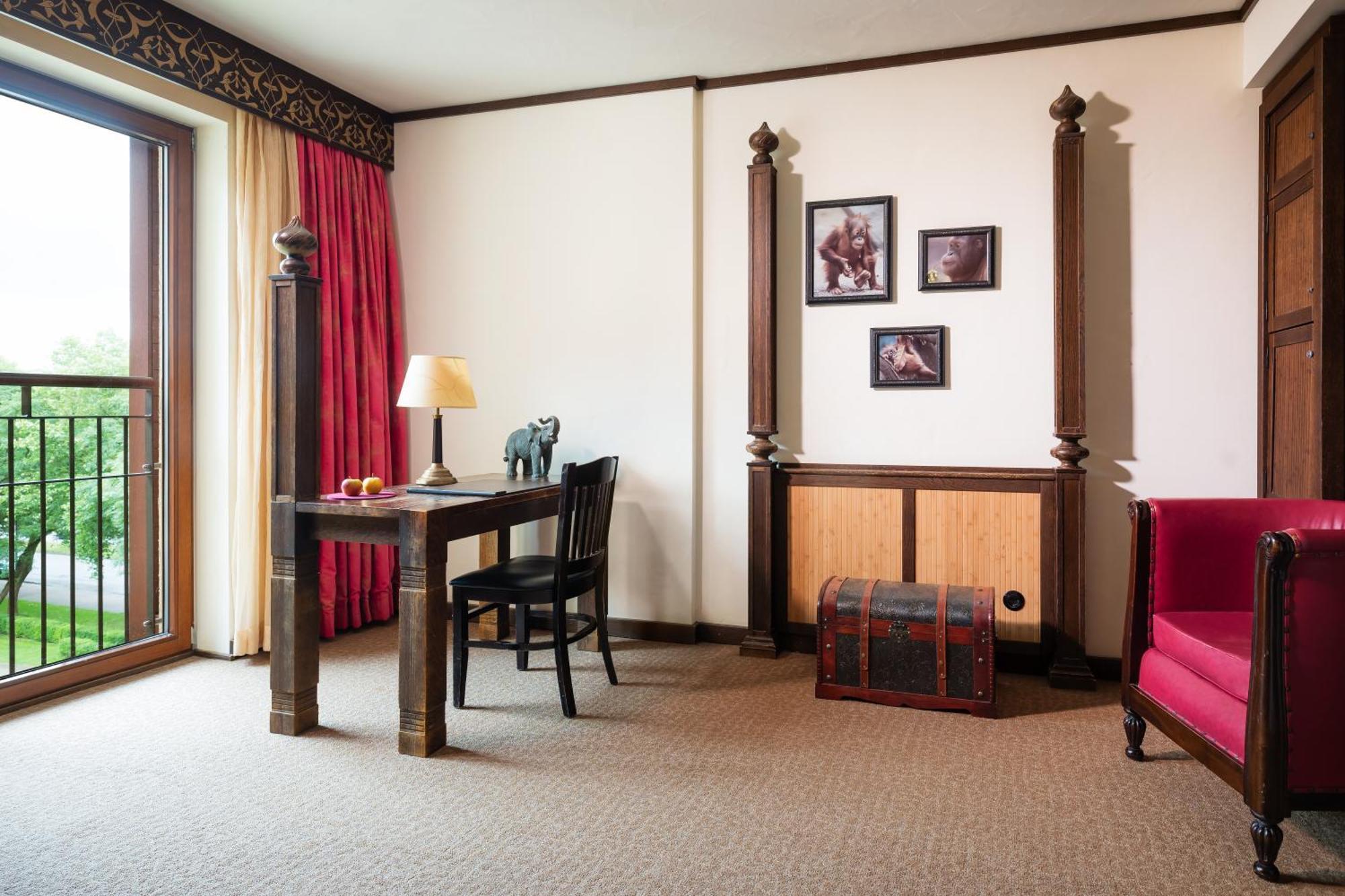 Deluxe Double Room Disability Access
