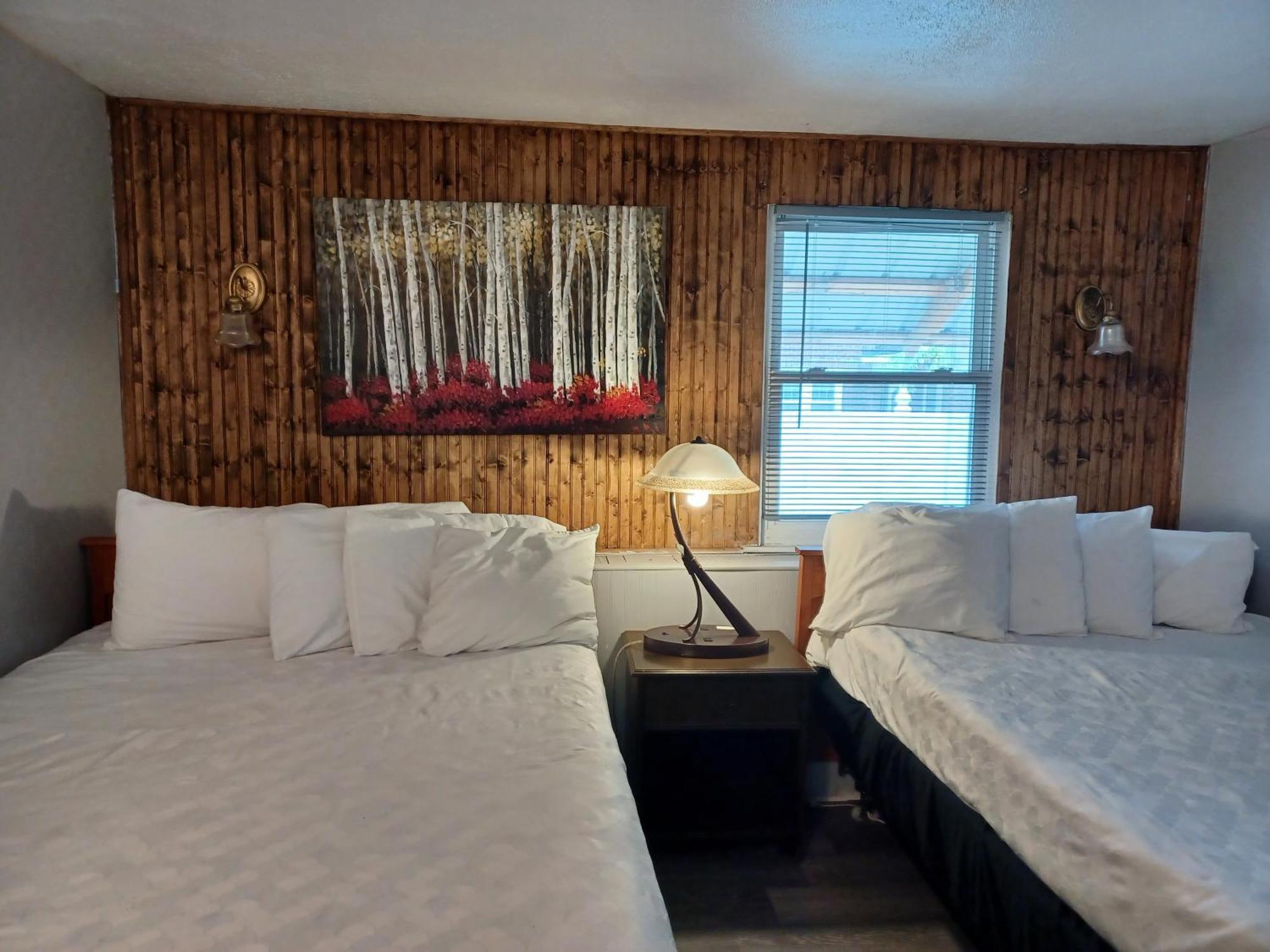 Room Two Double Beds