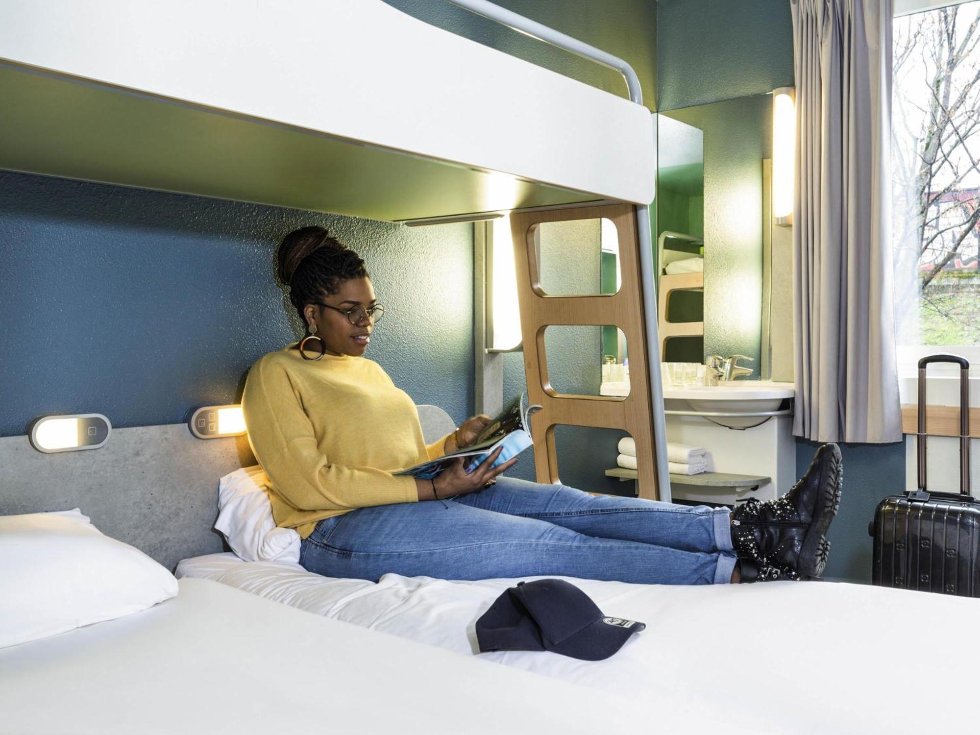 Triple Room Three Single Beds