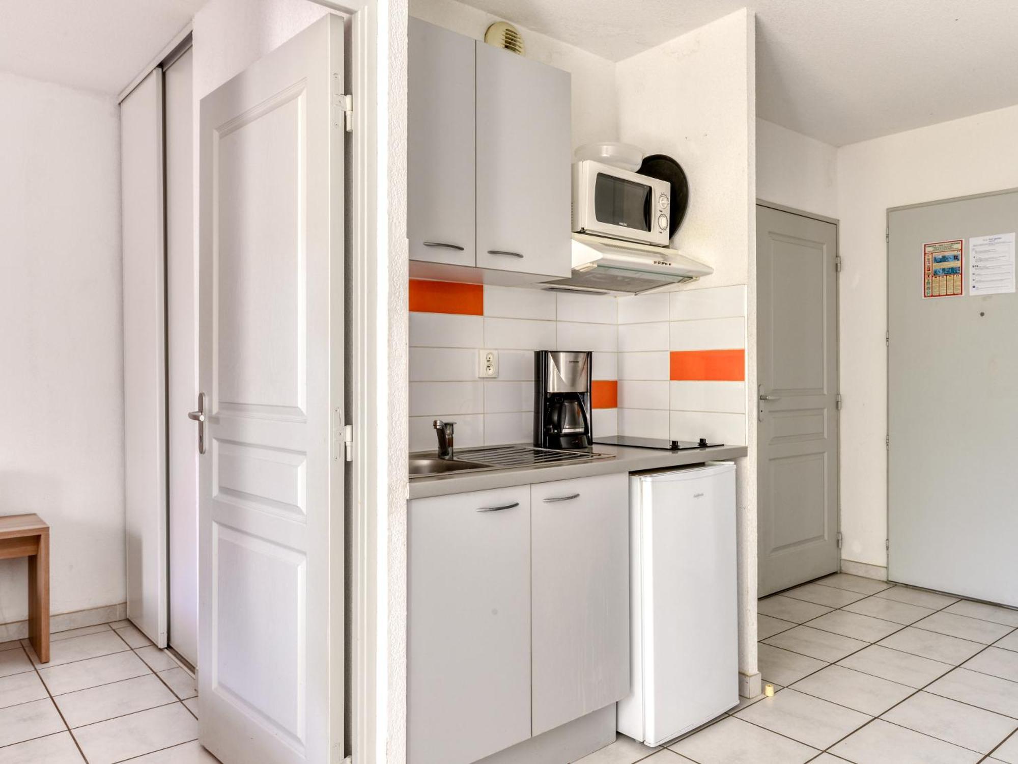 One-Bedroom Apartment,1730033521:JPEG