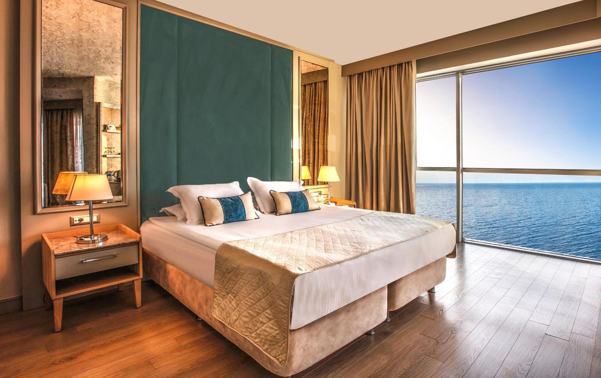 Superior Double or Twin Room Sea View