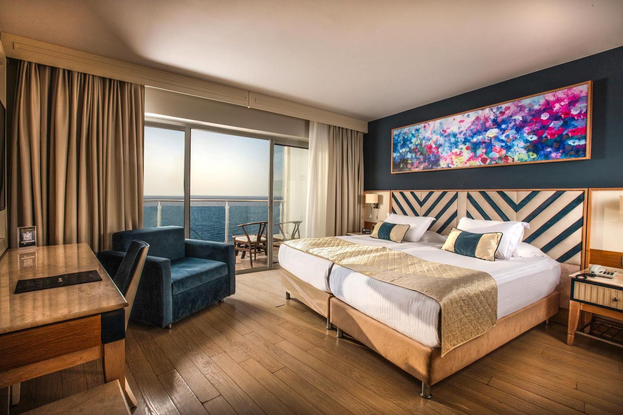 Superior Double or Twin Room Sea View
