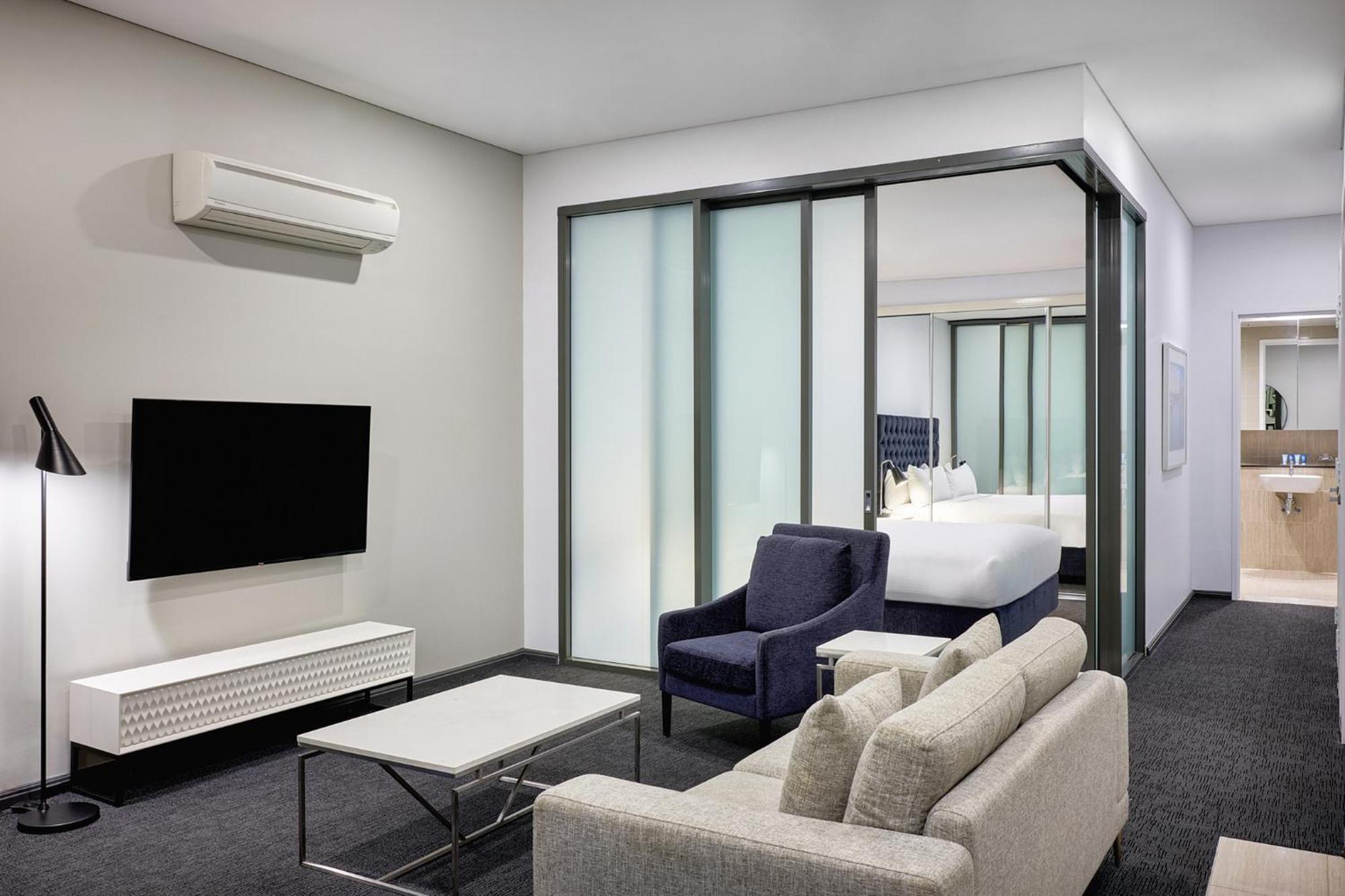 Studio Cube Suite