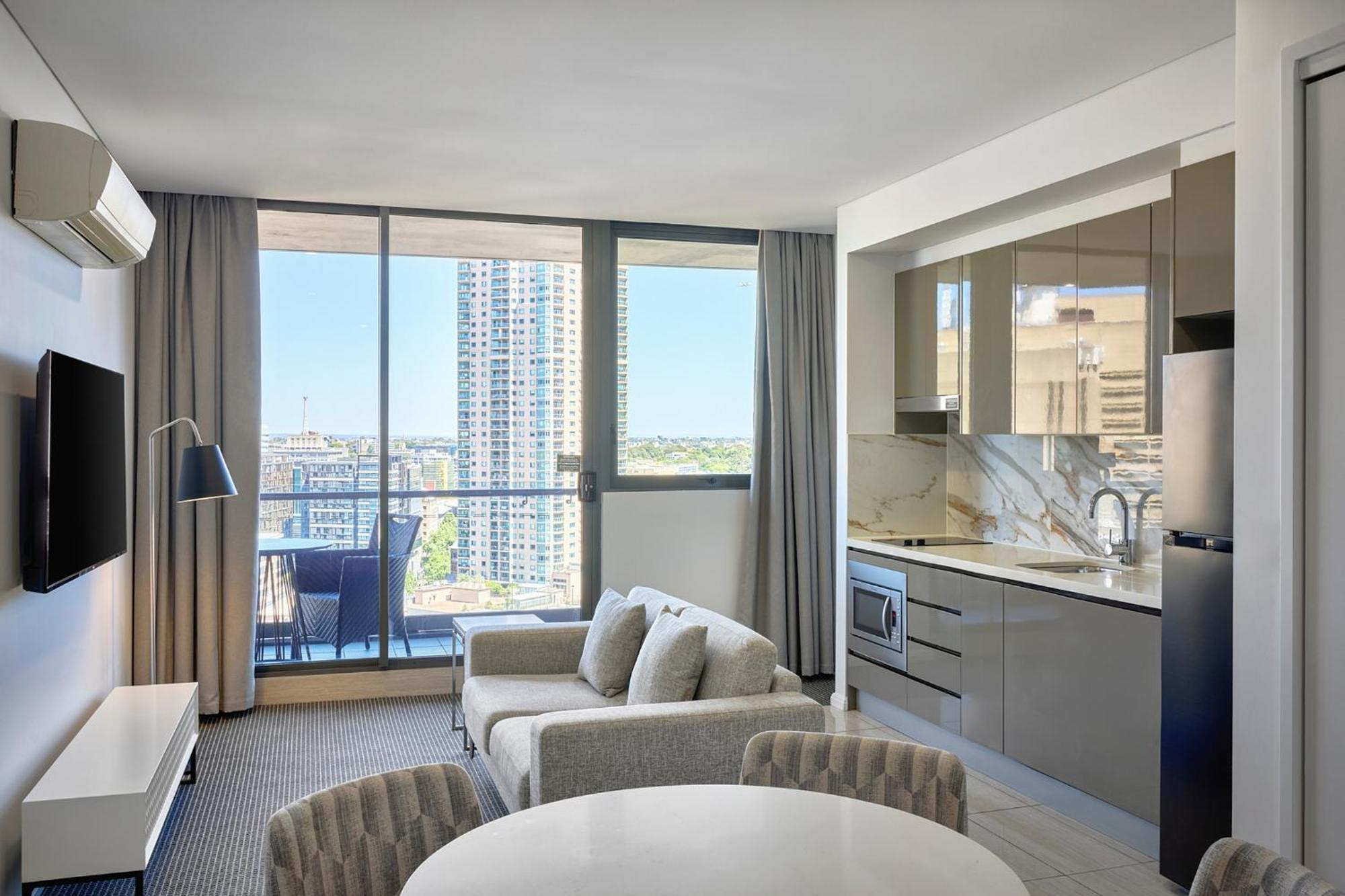 One-Bedroom Balcony Sky Suite