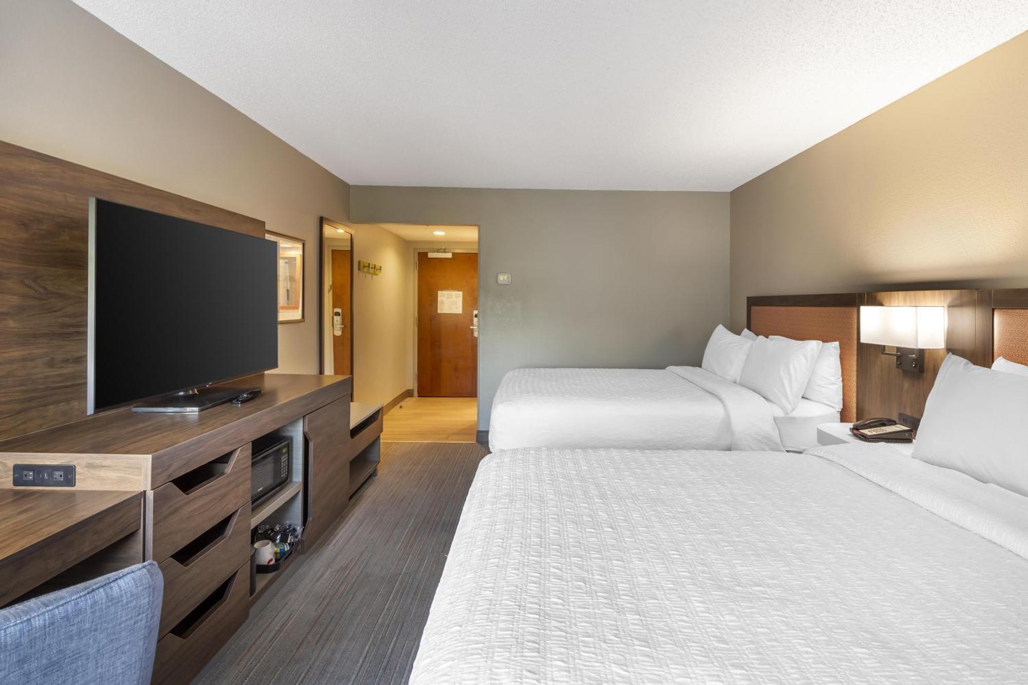 Double Room Two Double Beds Non-Smoking