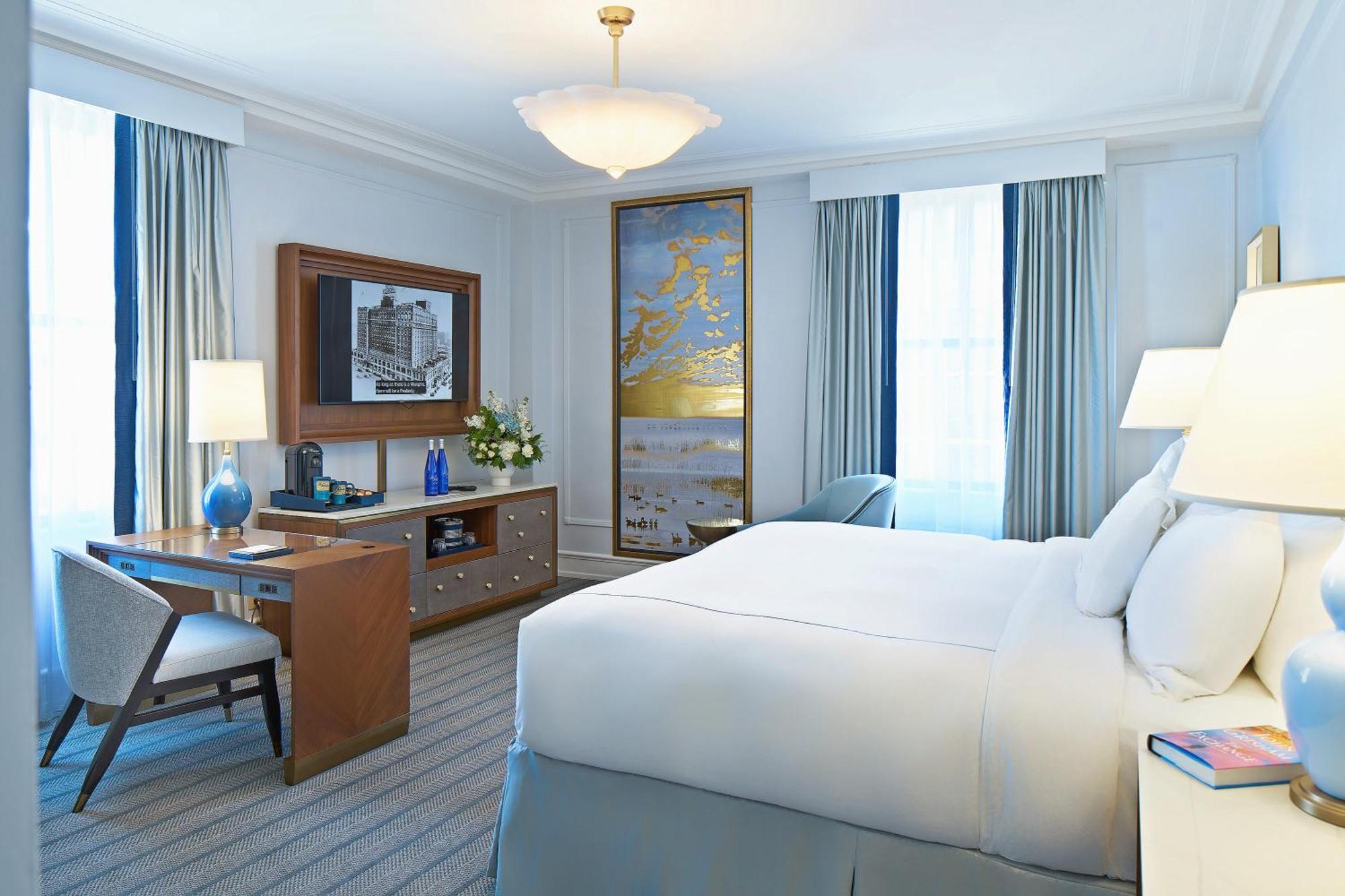 Deluxe King Room