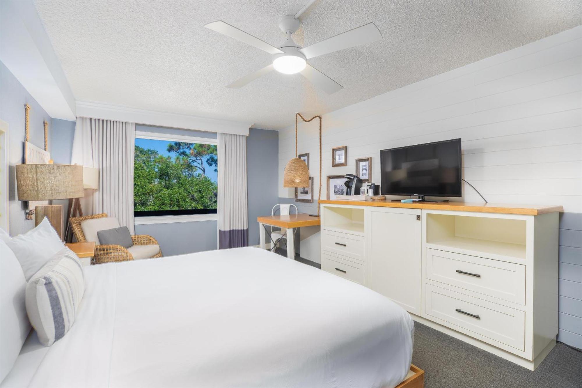 Premium King Room,1730054146:JPEG