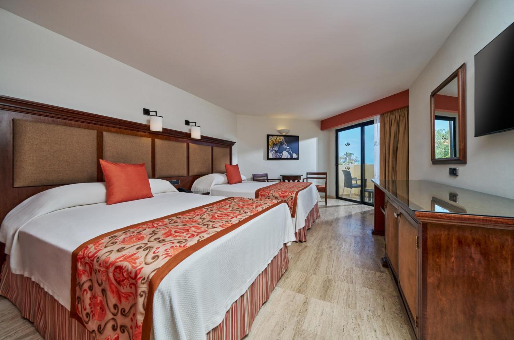 Deluxe Oceanfront View