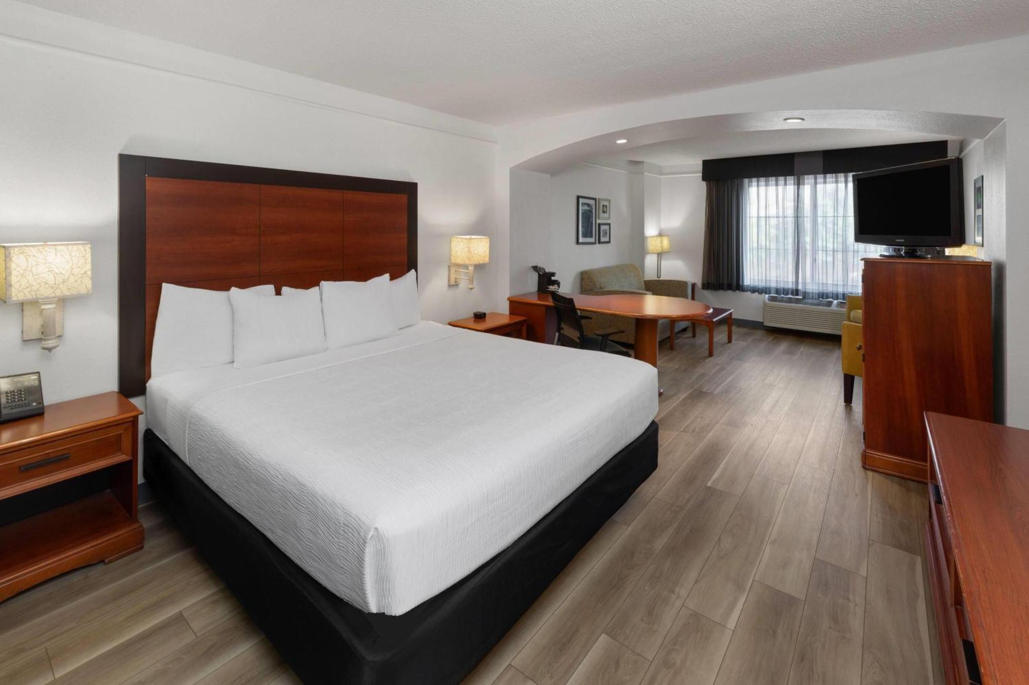 Executive King Room