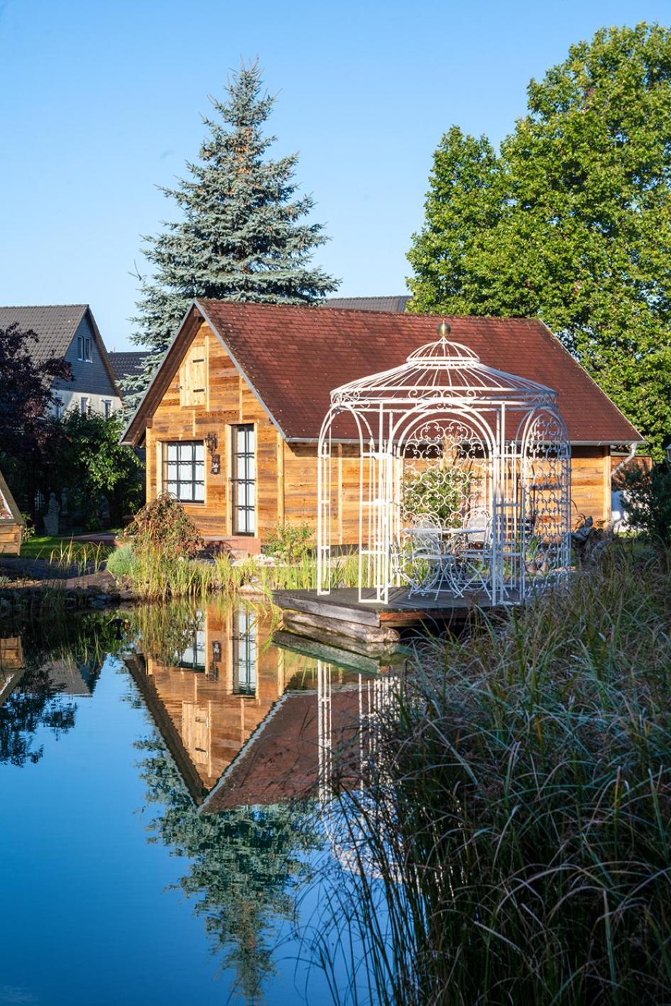 Chalet mit Gartenblick