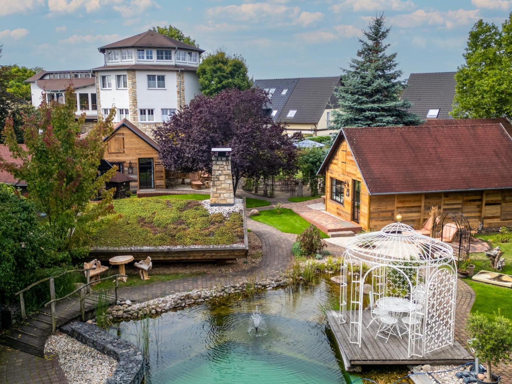Chalet mit Gartenblick