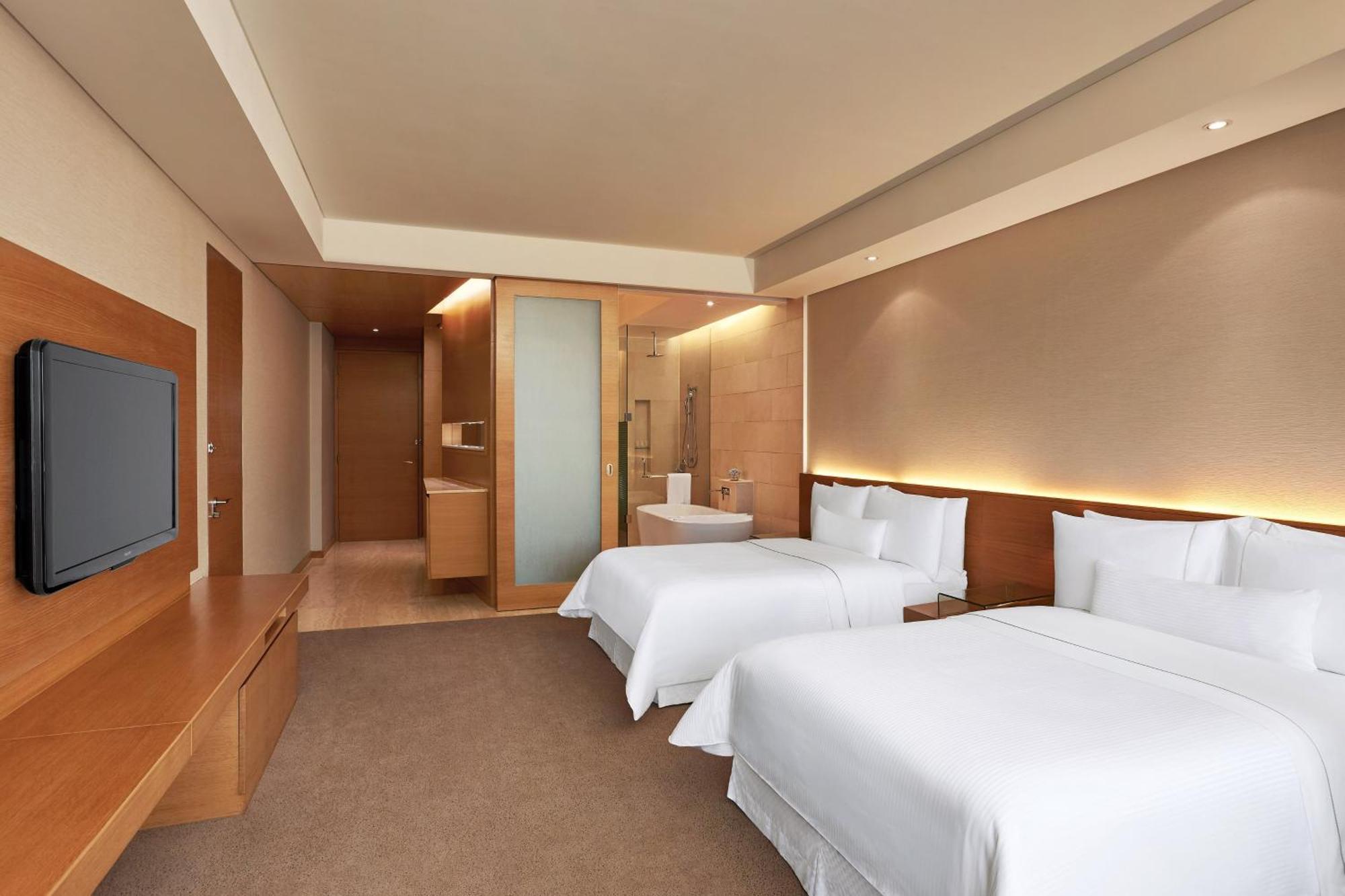 Double Room Two Double Beds City View on Spa,1730070843:JPEG