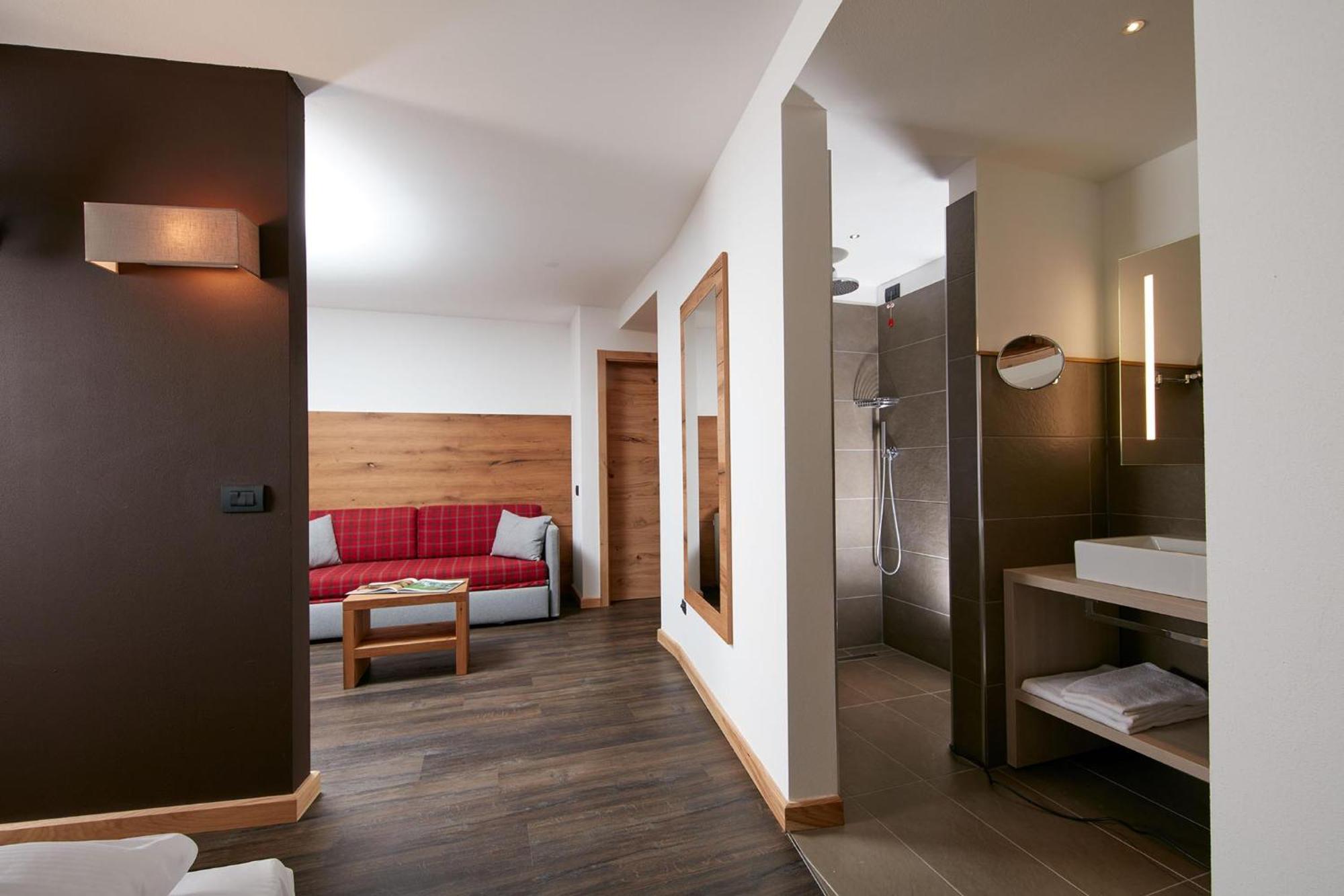 Deluxe Junior Suite,173195412:JPEG