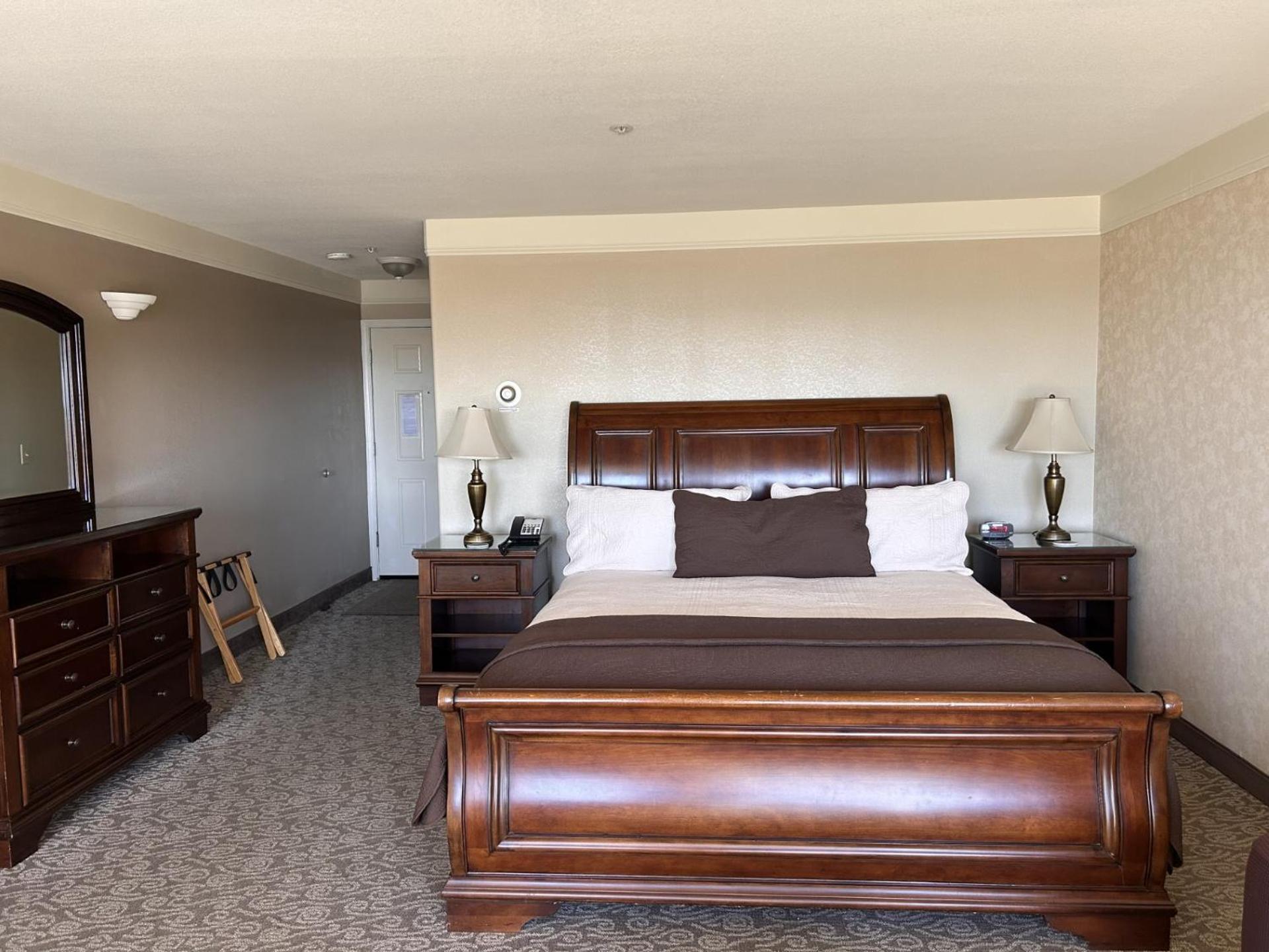 King Suite Spa Bath