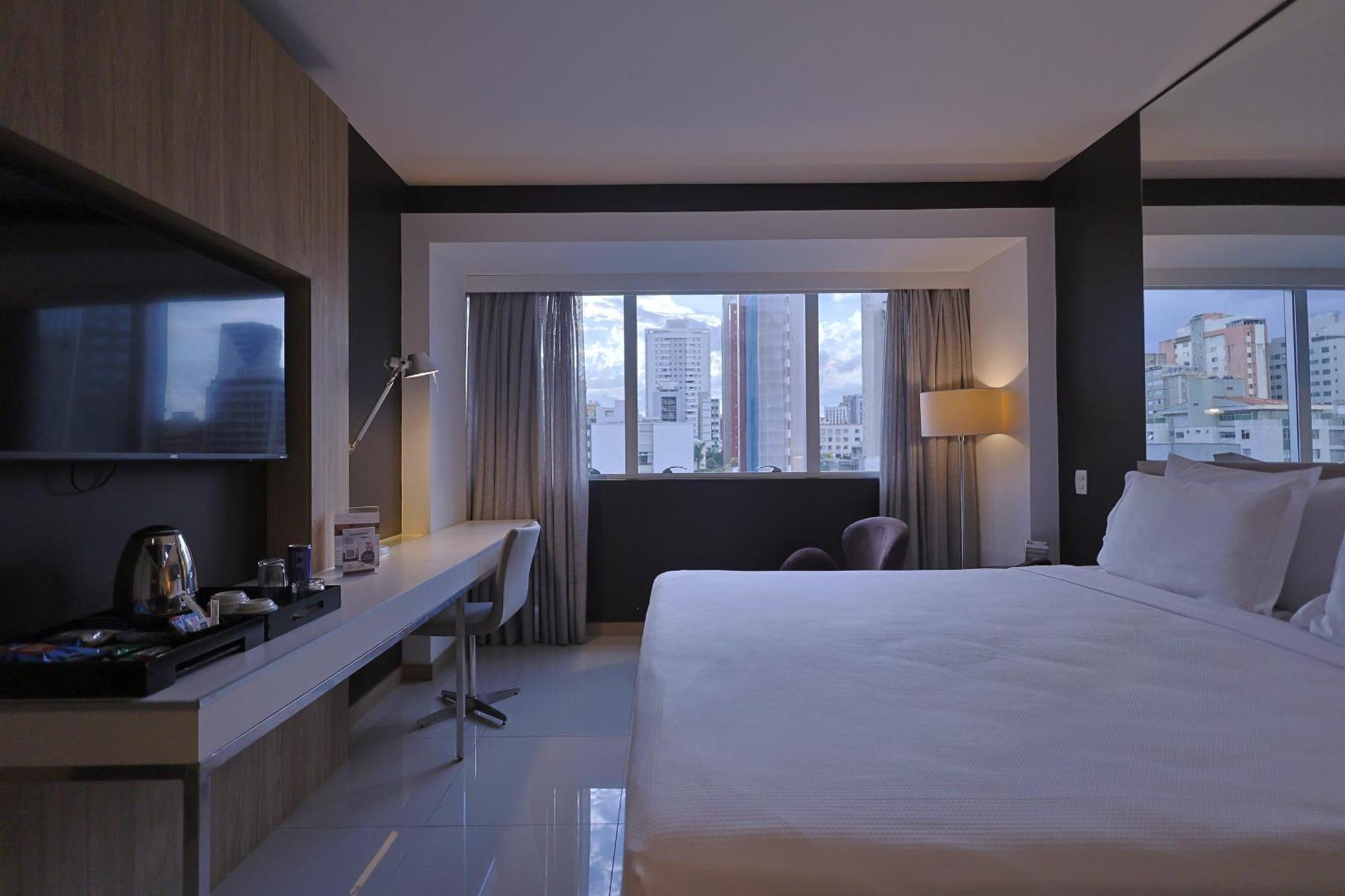 Luxo com Cama King Não Fumantes
