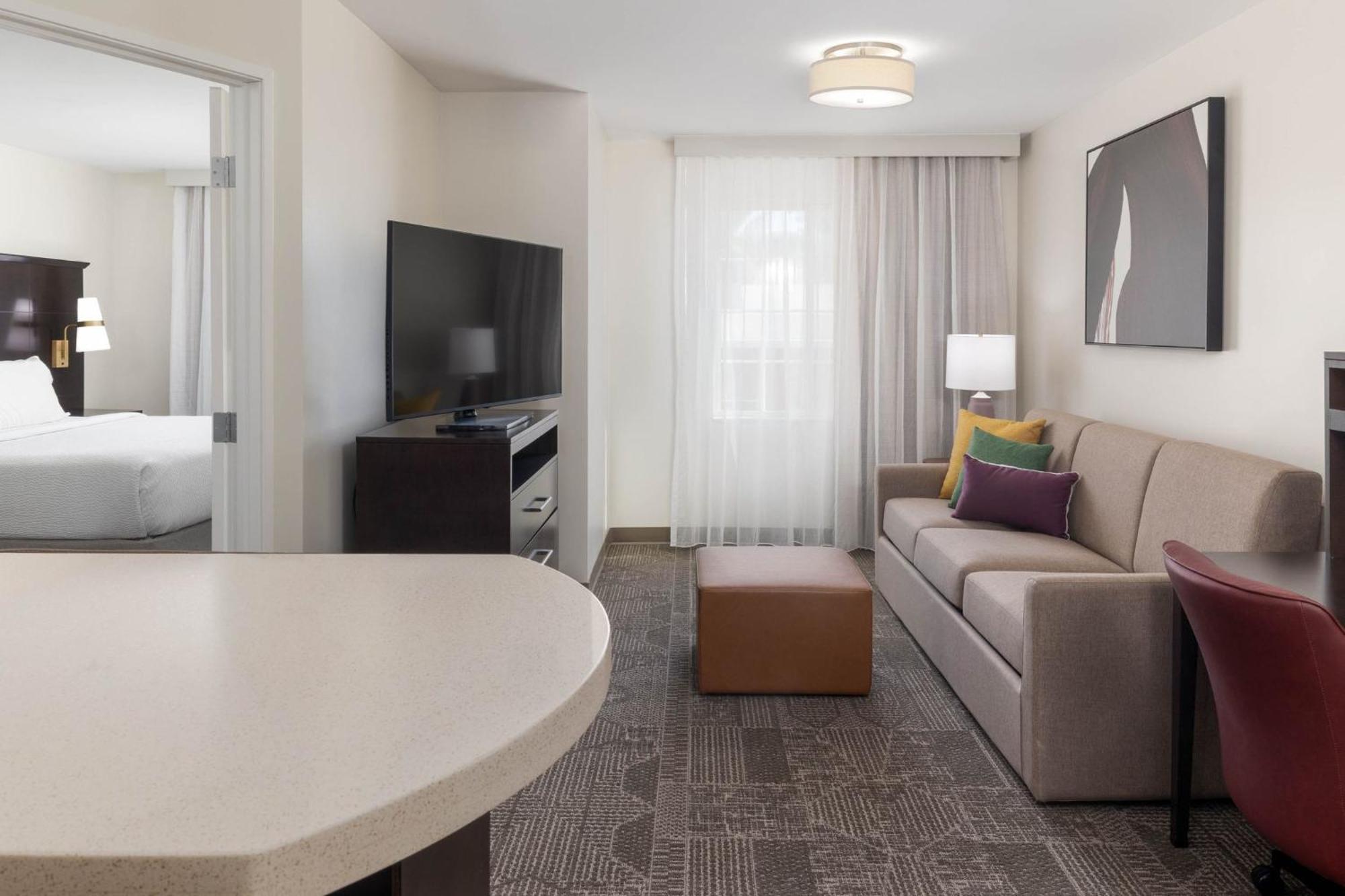 One-Bedroom King Suite,1731412727:JPEG