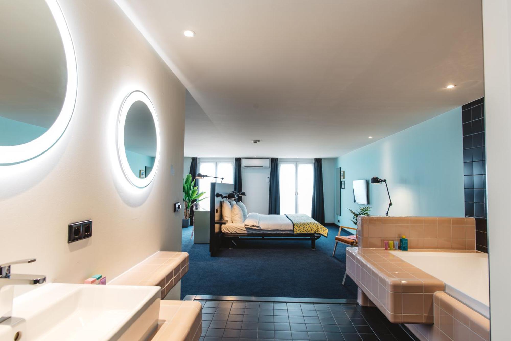 Large Room