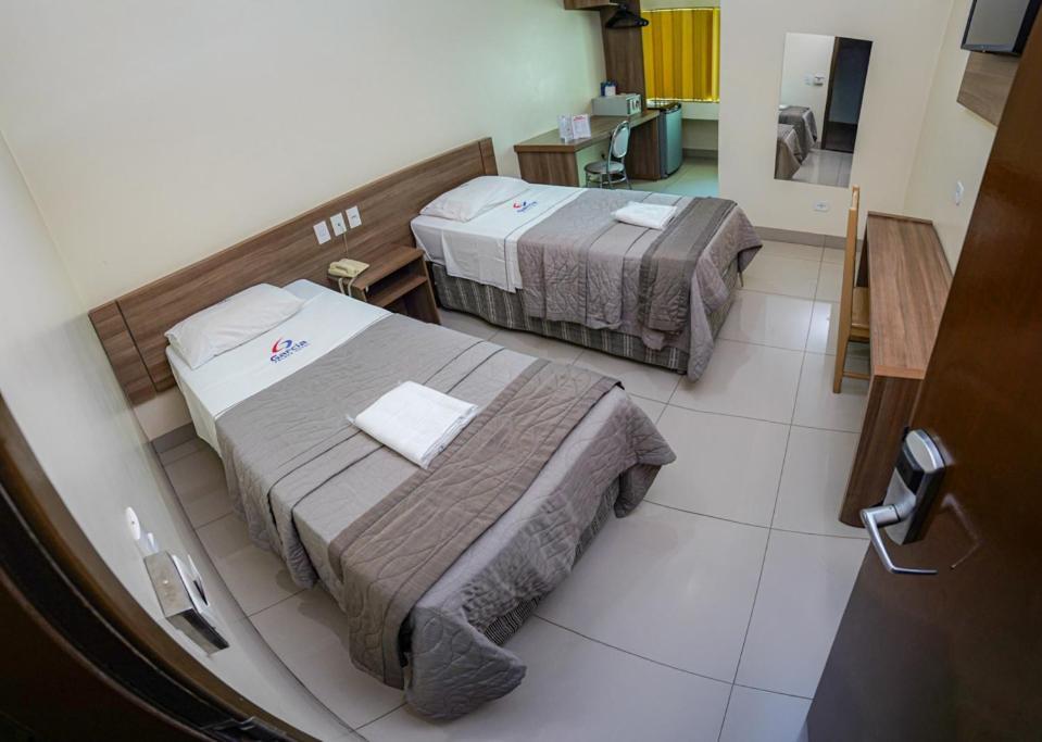 Twin Room,1731492091:JPEG