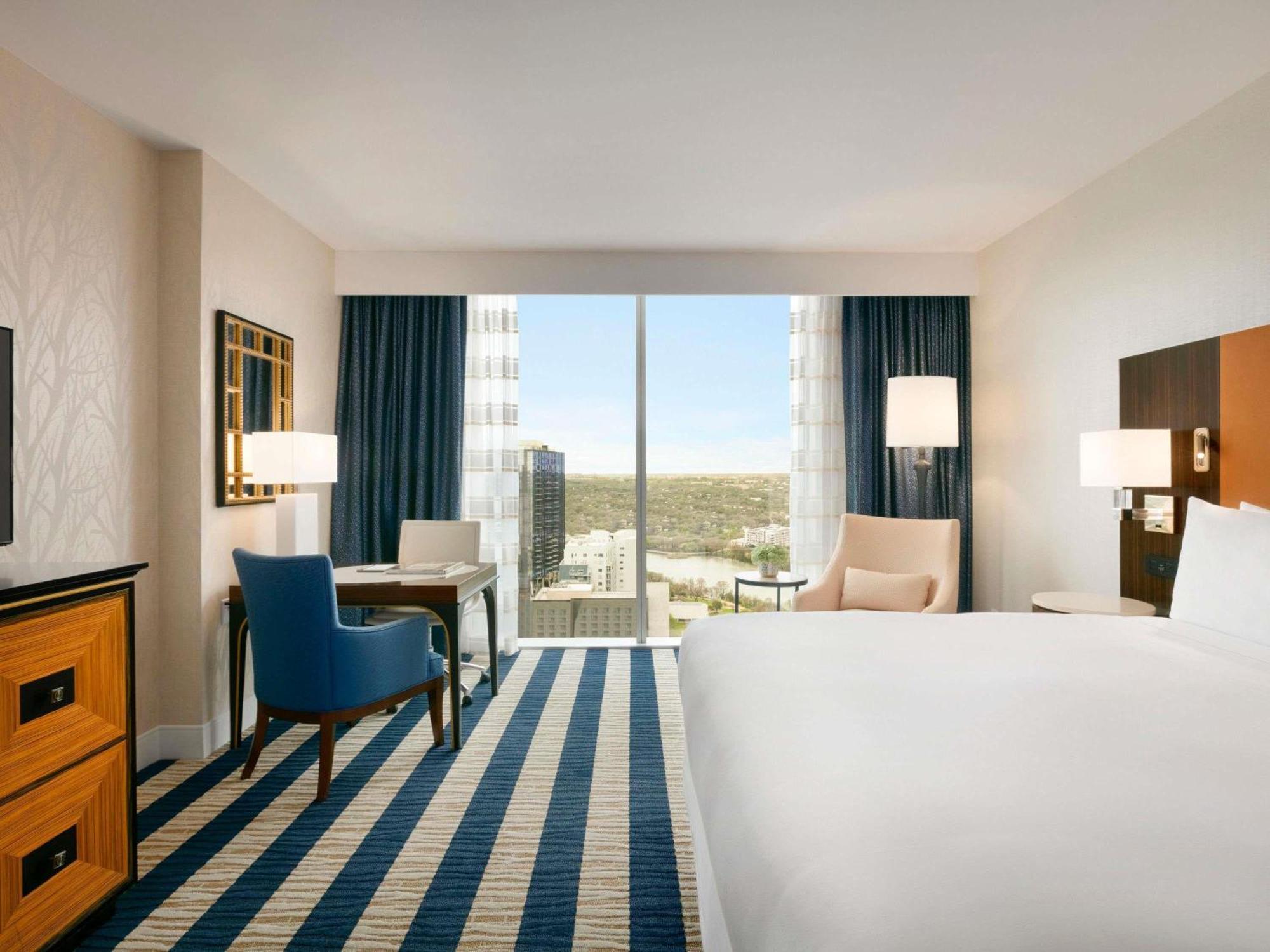 Fairmont Room 1 King,1731500248:JPEG