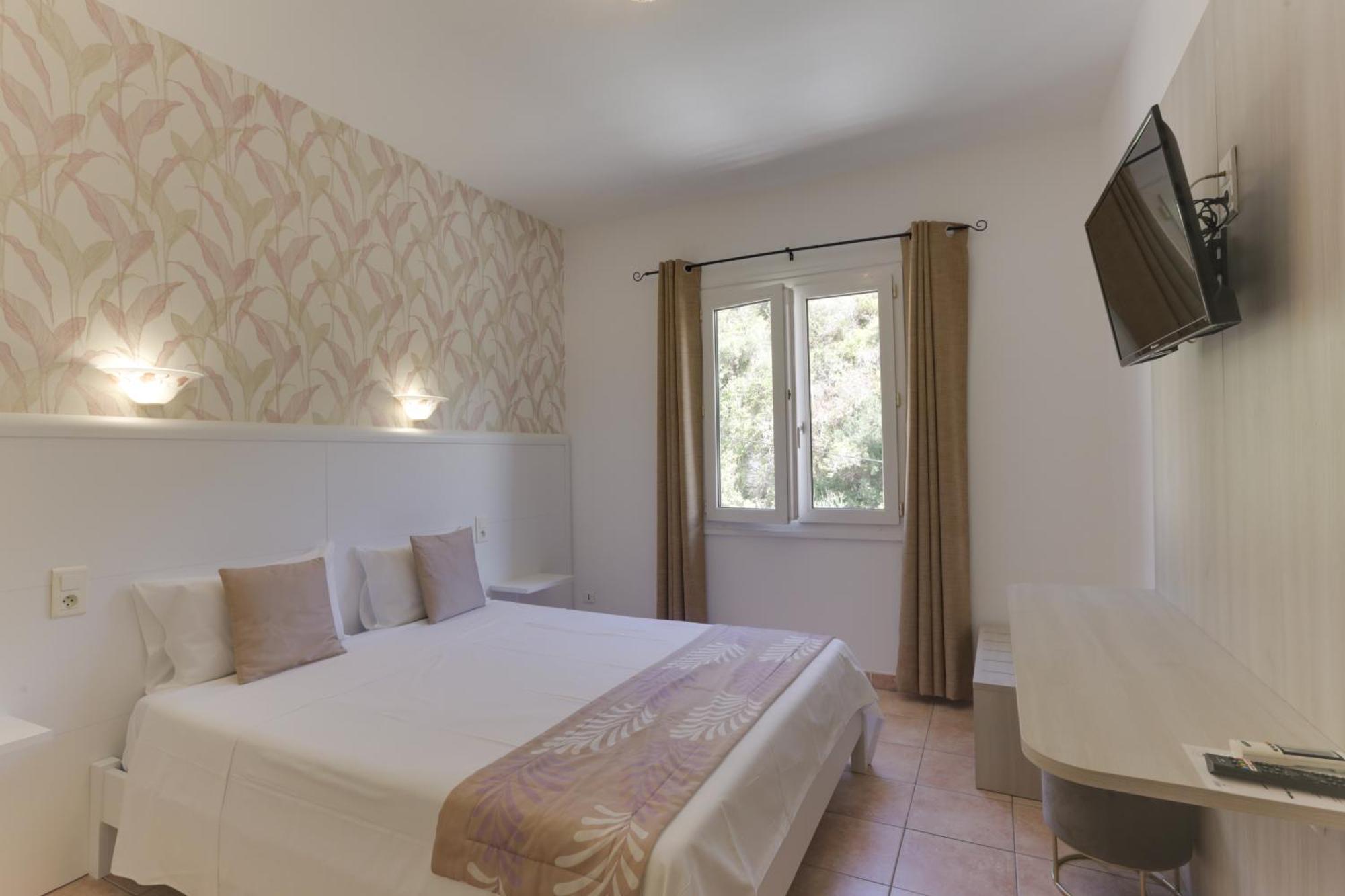 Double Room,1731543651:JPEG