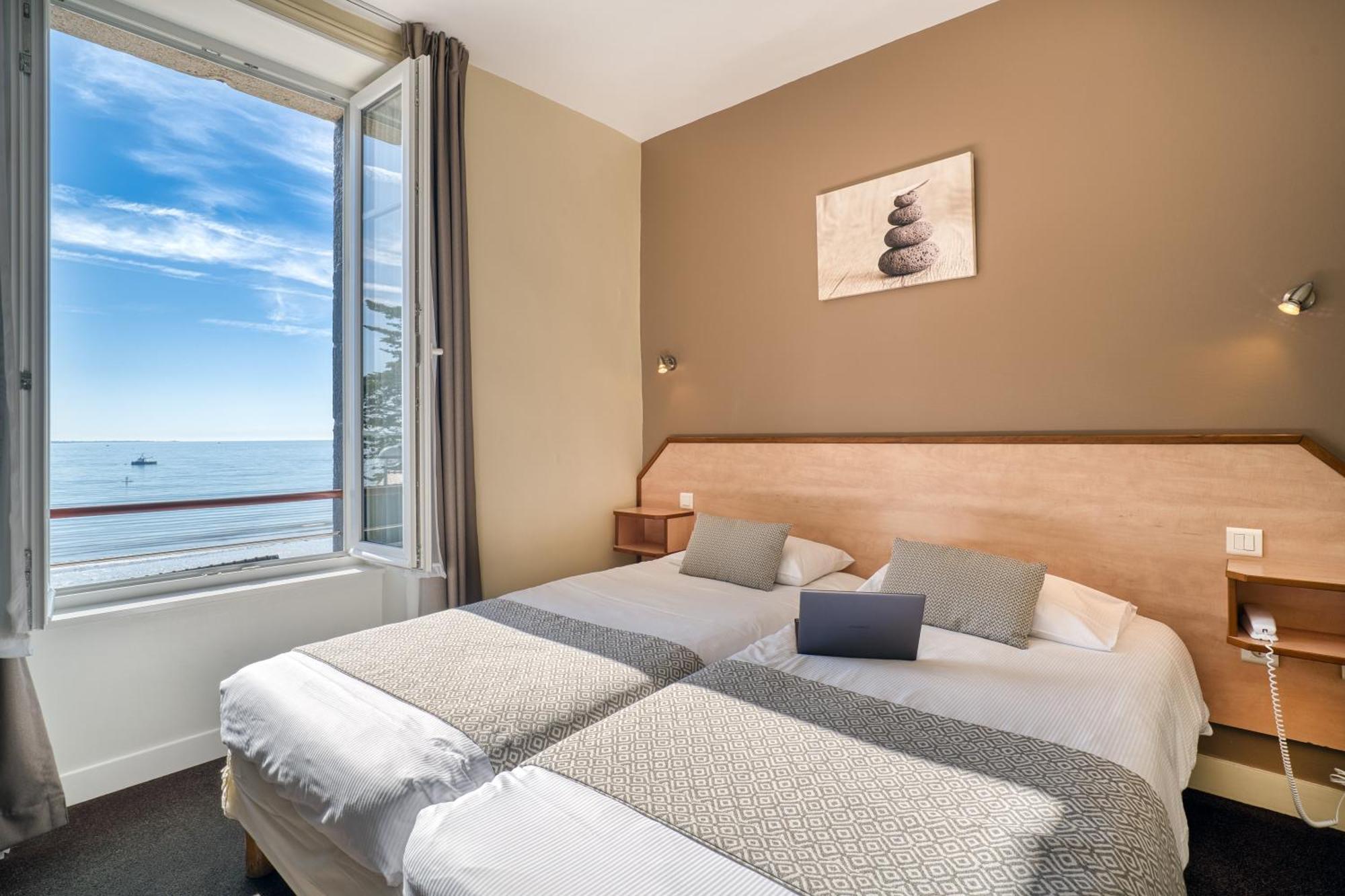 Twin Room Sea View