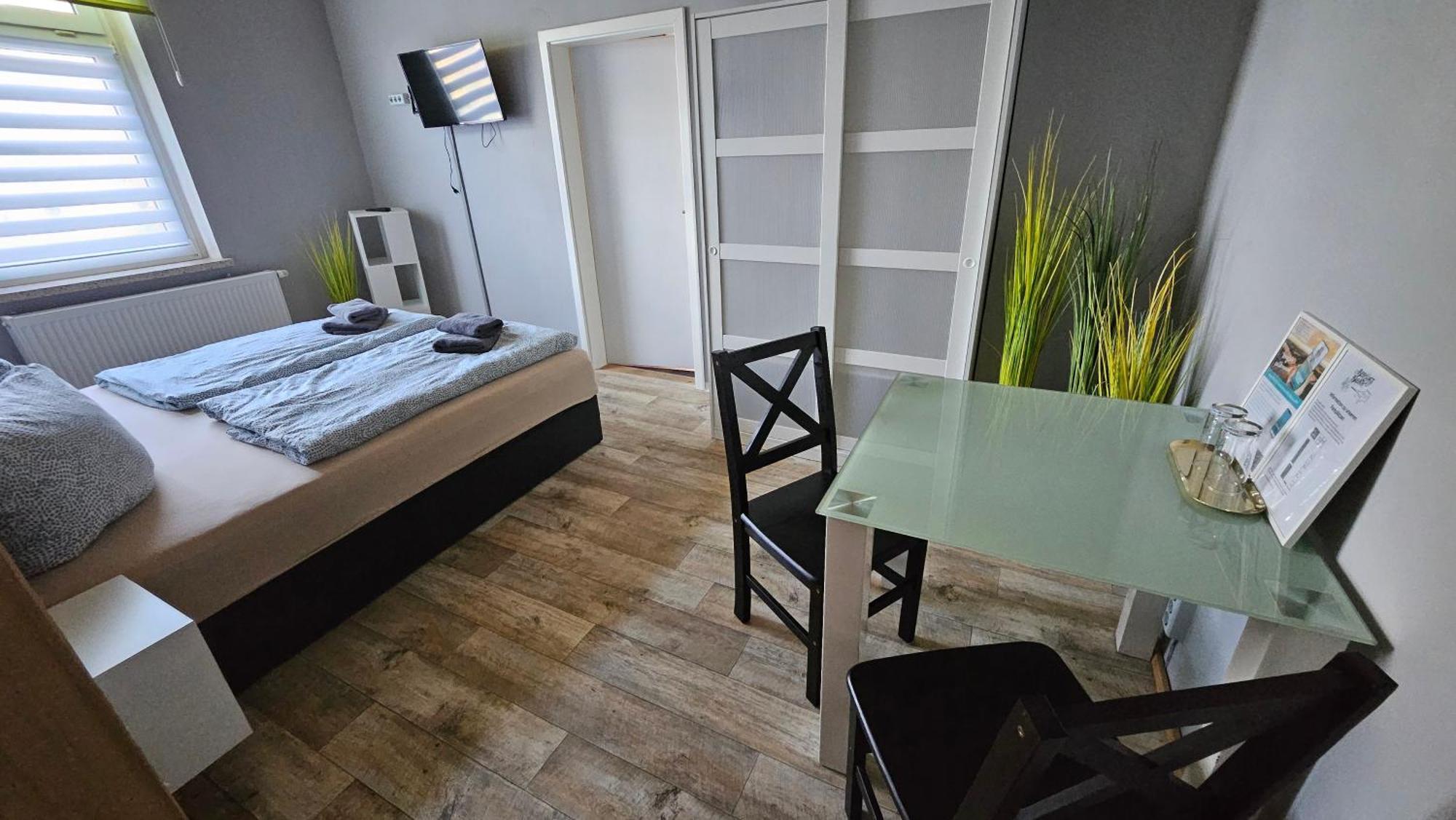 Double Room,1731601275:JPEG