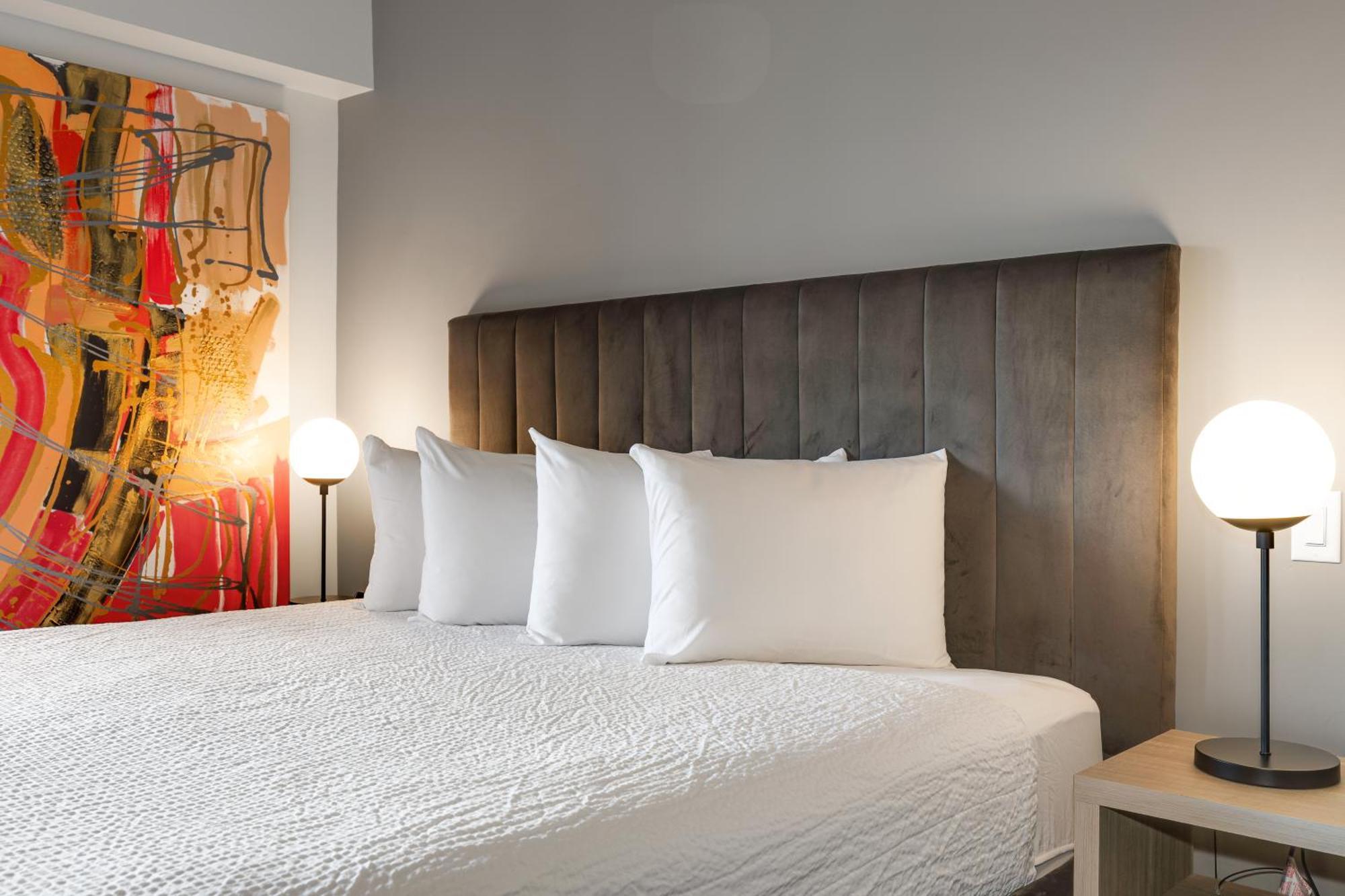 Standard King Room