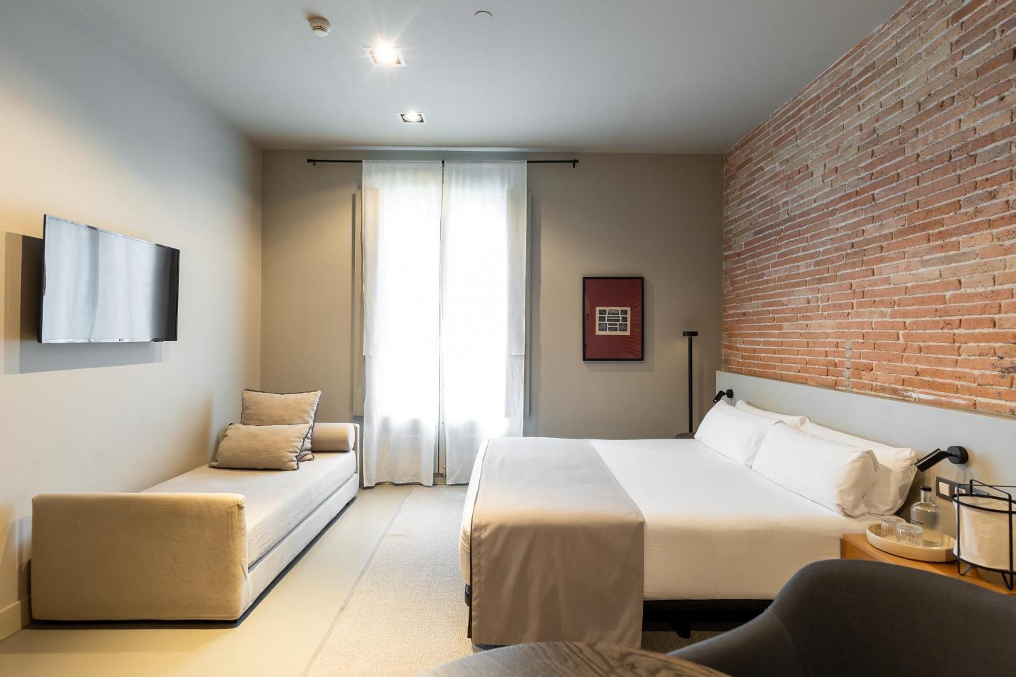 Deluxe Double Room Extra Bed
