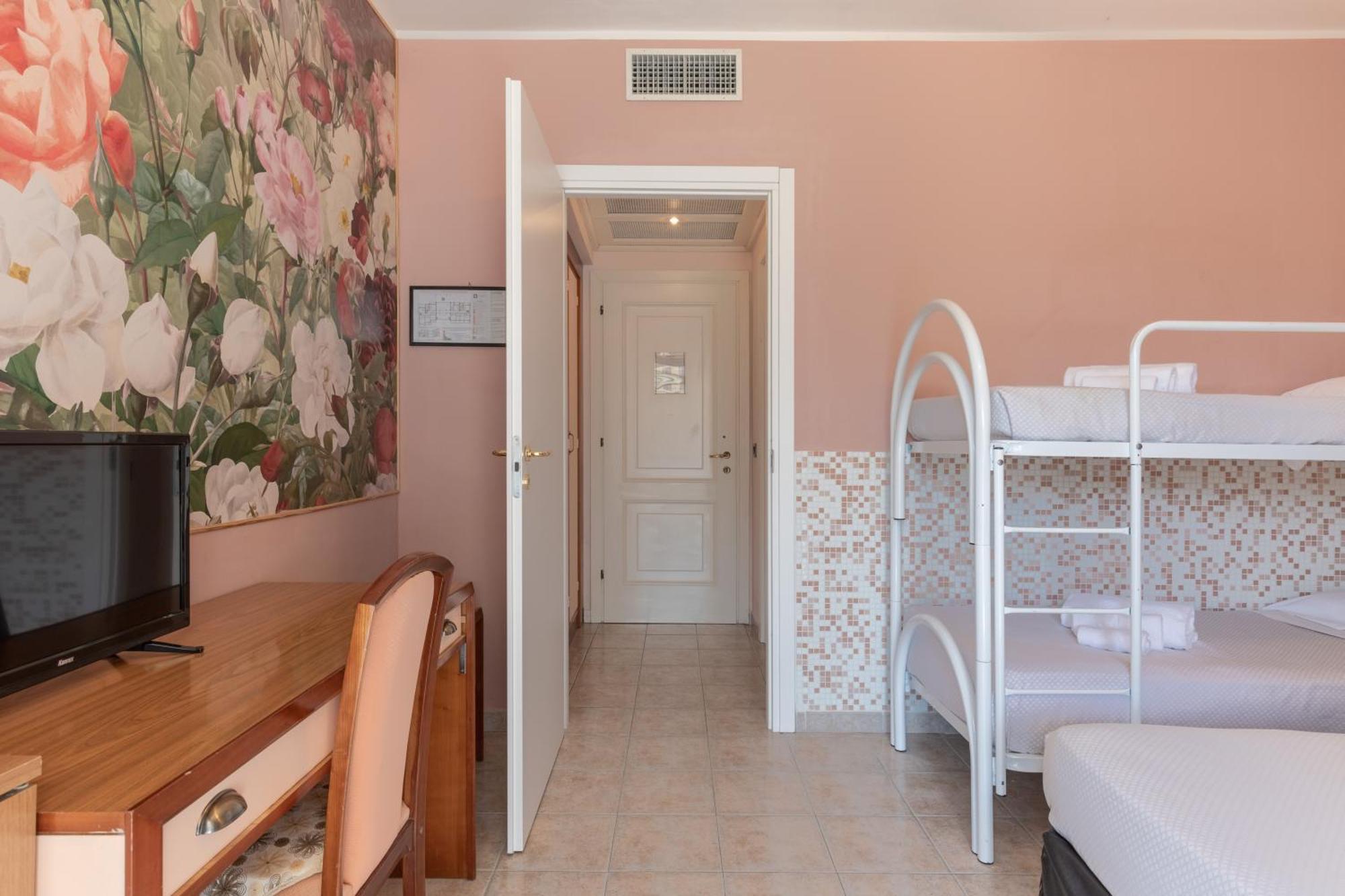 Triple Room Balcony