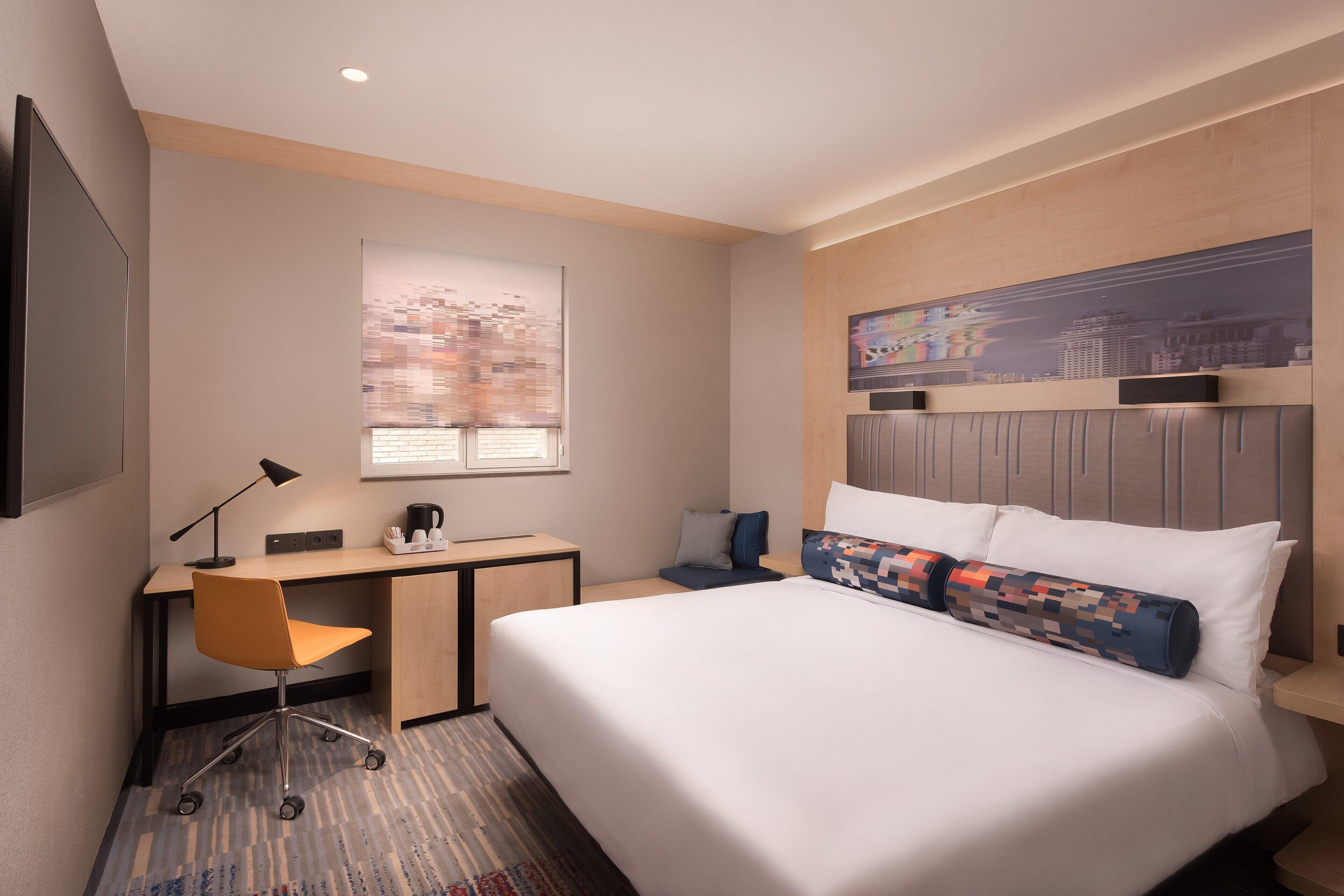 Aloft King Room