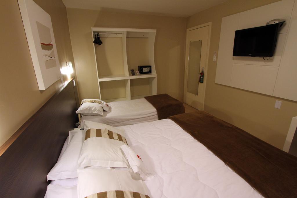 Standard Double Room,173487462:JPEG