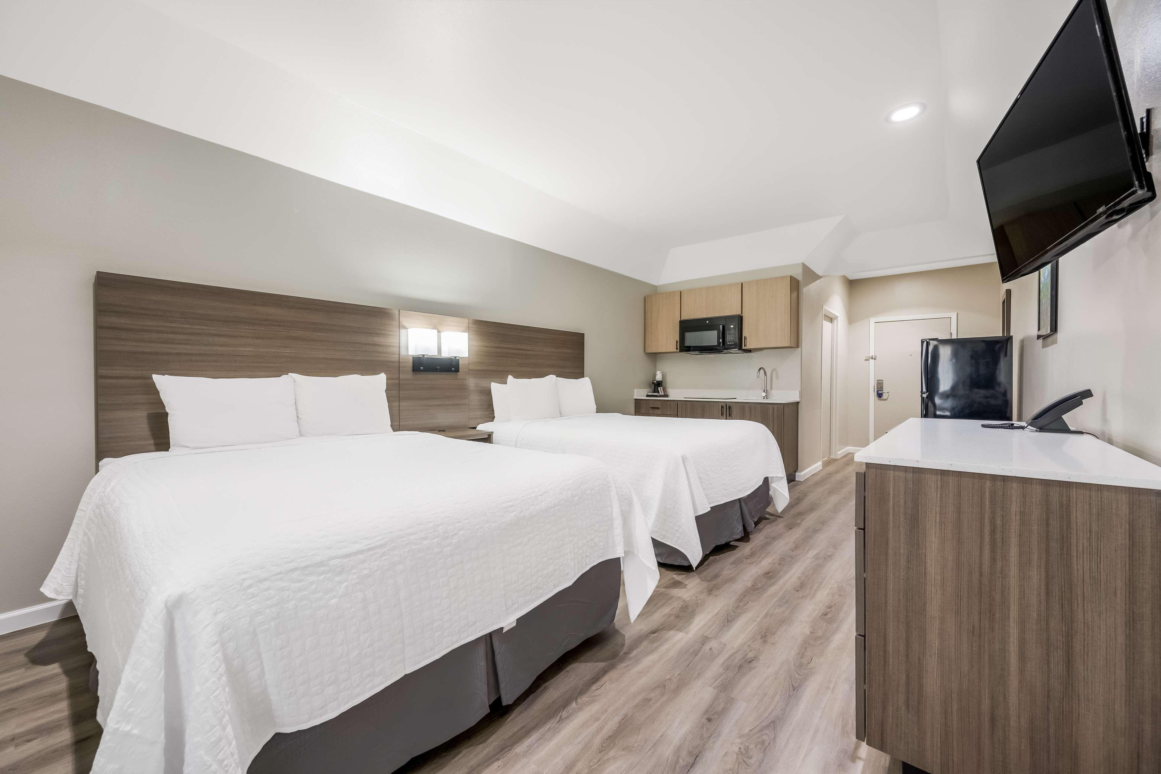 Queen Room Two Queen Beds Kitchenette Non-Smoking