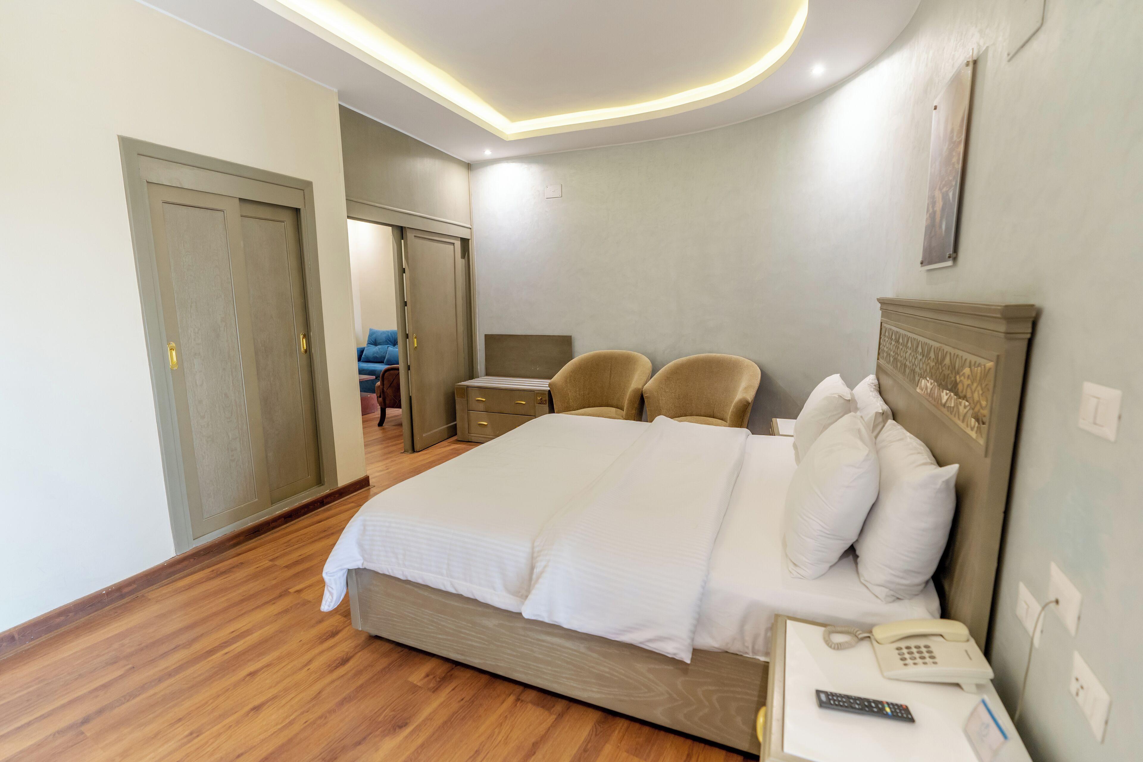 Junior Suite Nile view