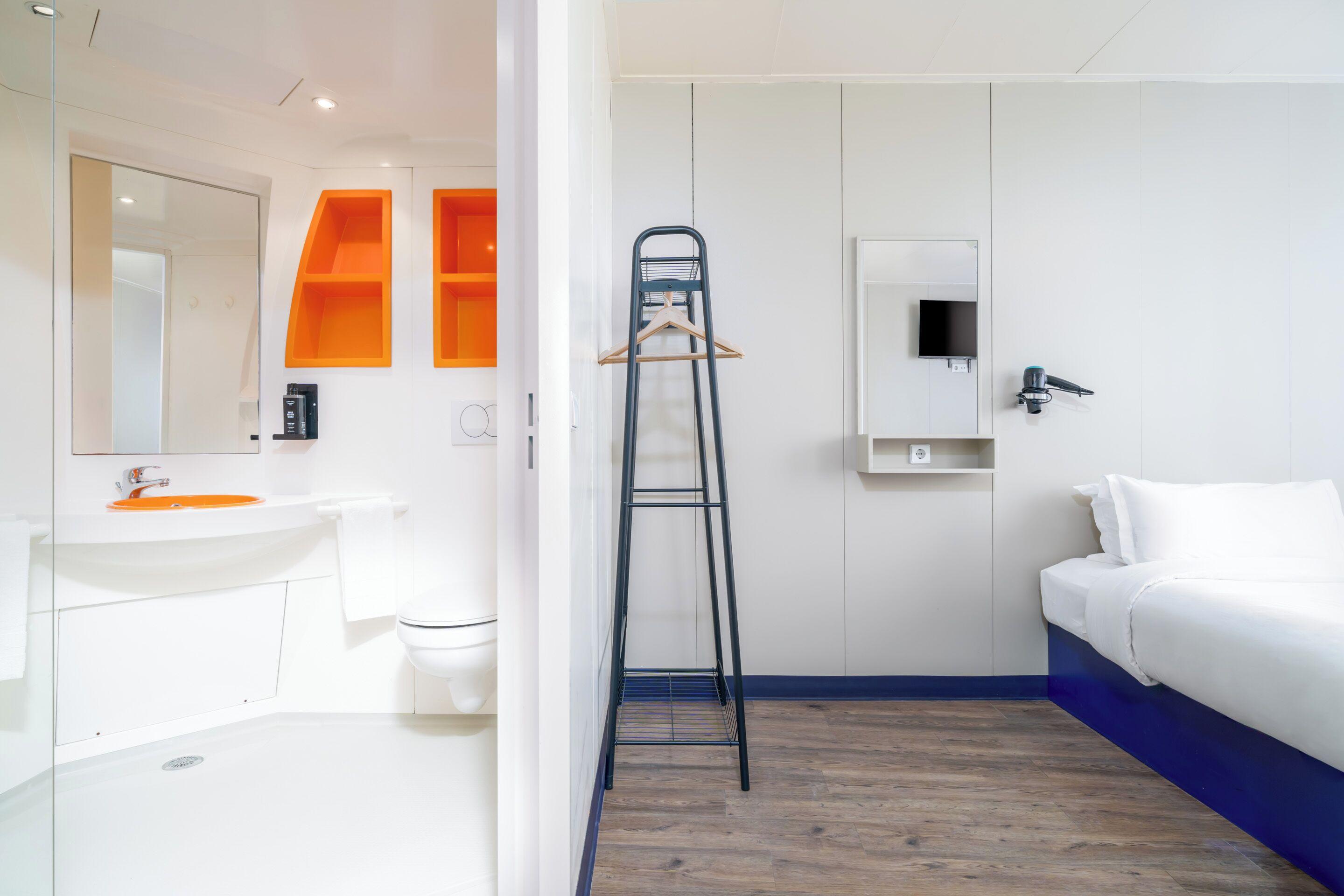 Comfort Twin Room
