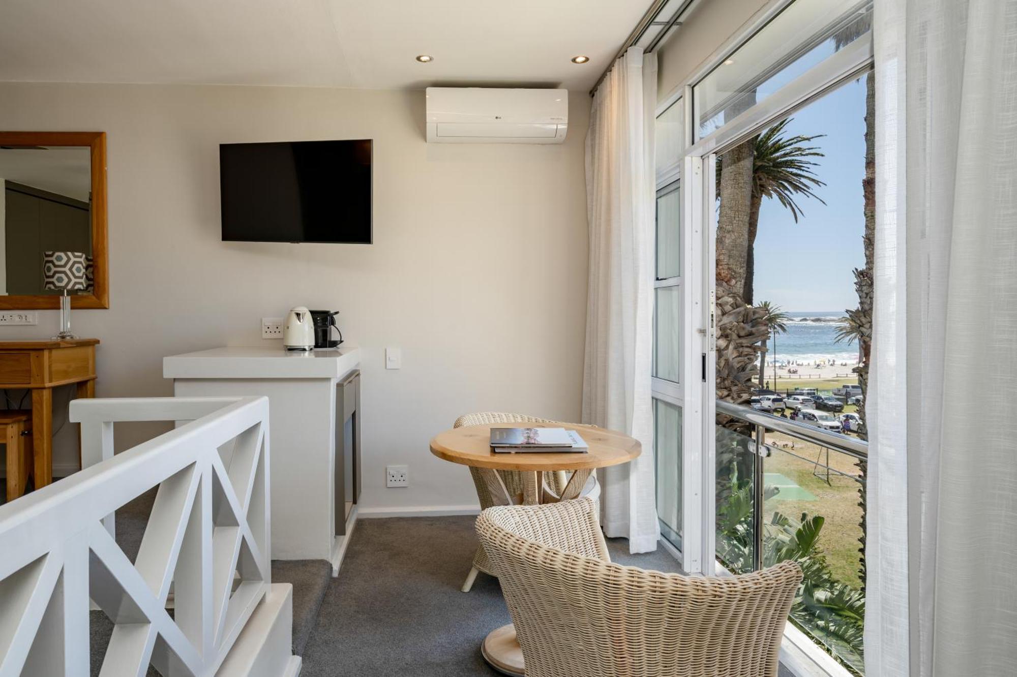 Sea Mountain Room