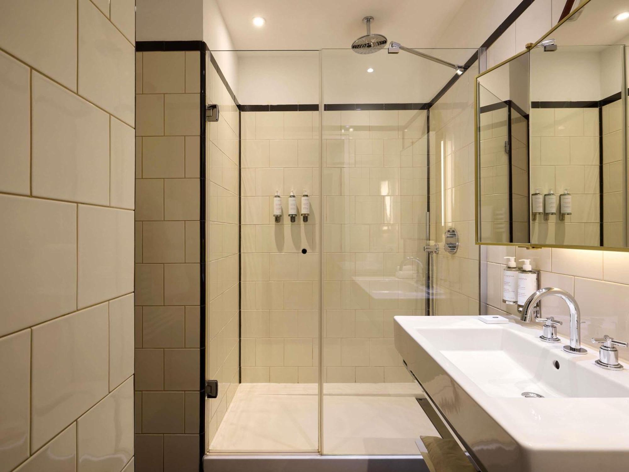 Deluxe Twin Room,1739363012:JPEG