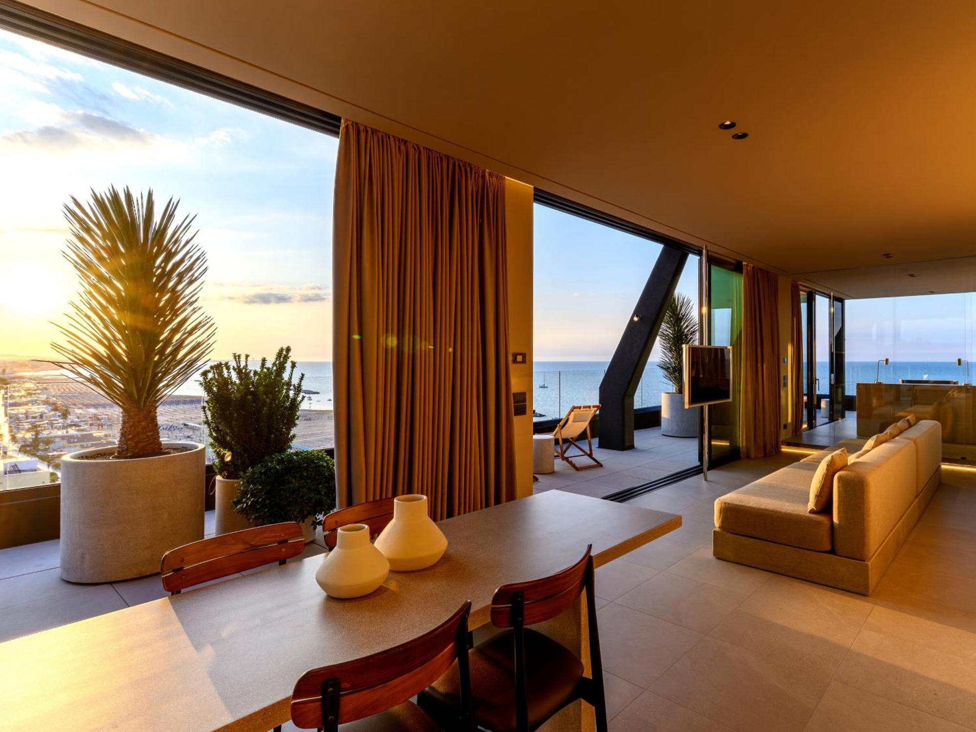Victoria Penthouse