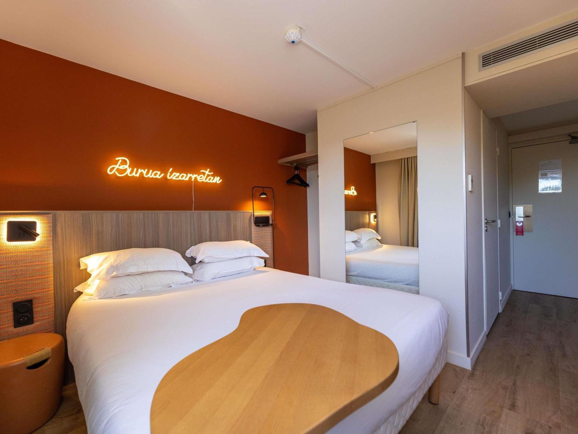 Classic Double Room,1770863206:JPEG
