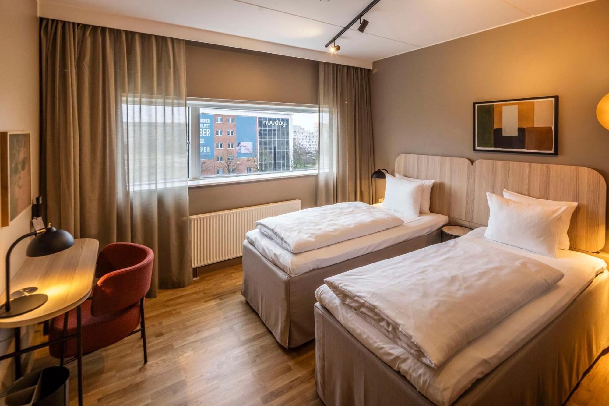 Standard Twin Room,1739381345:JPEG