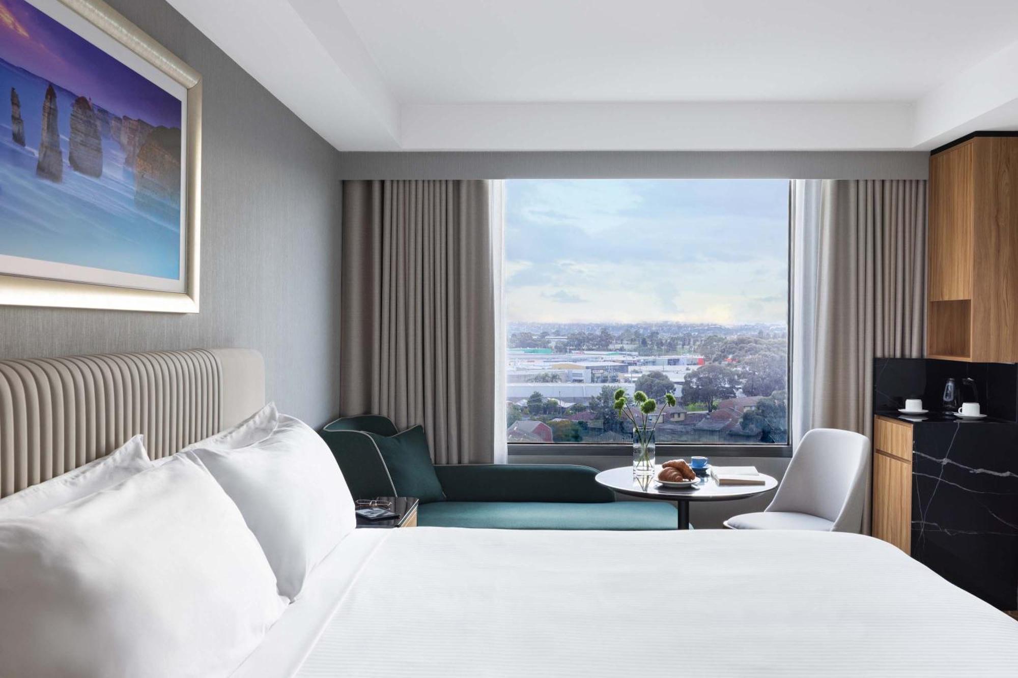 Premium King Room,1742644357:JPEG