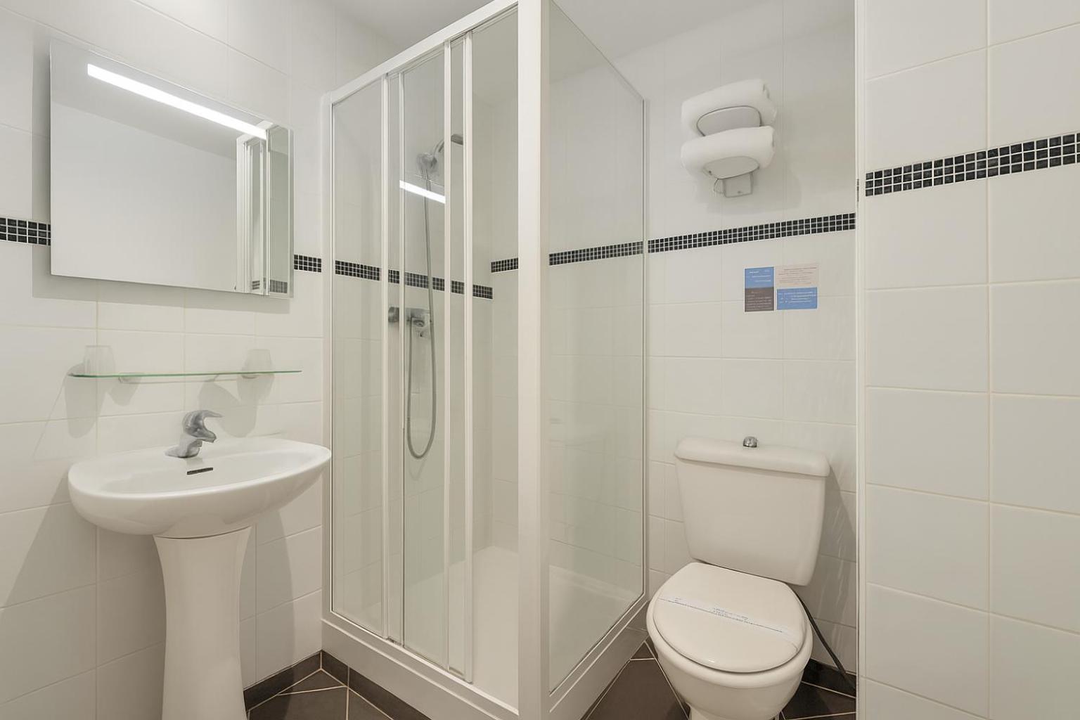 Double Room,1739400625:JPEG