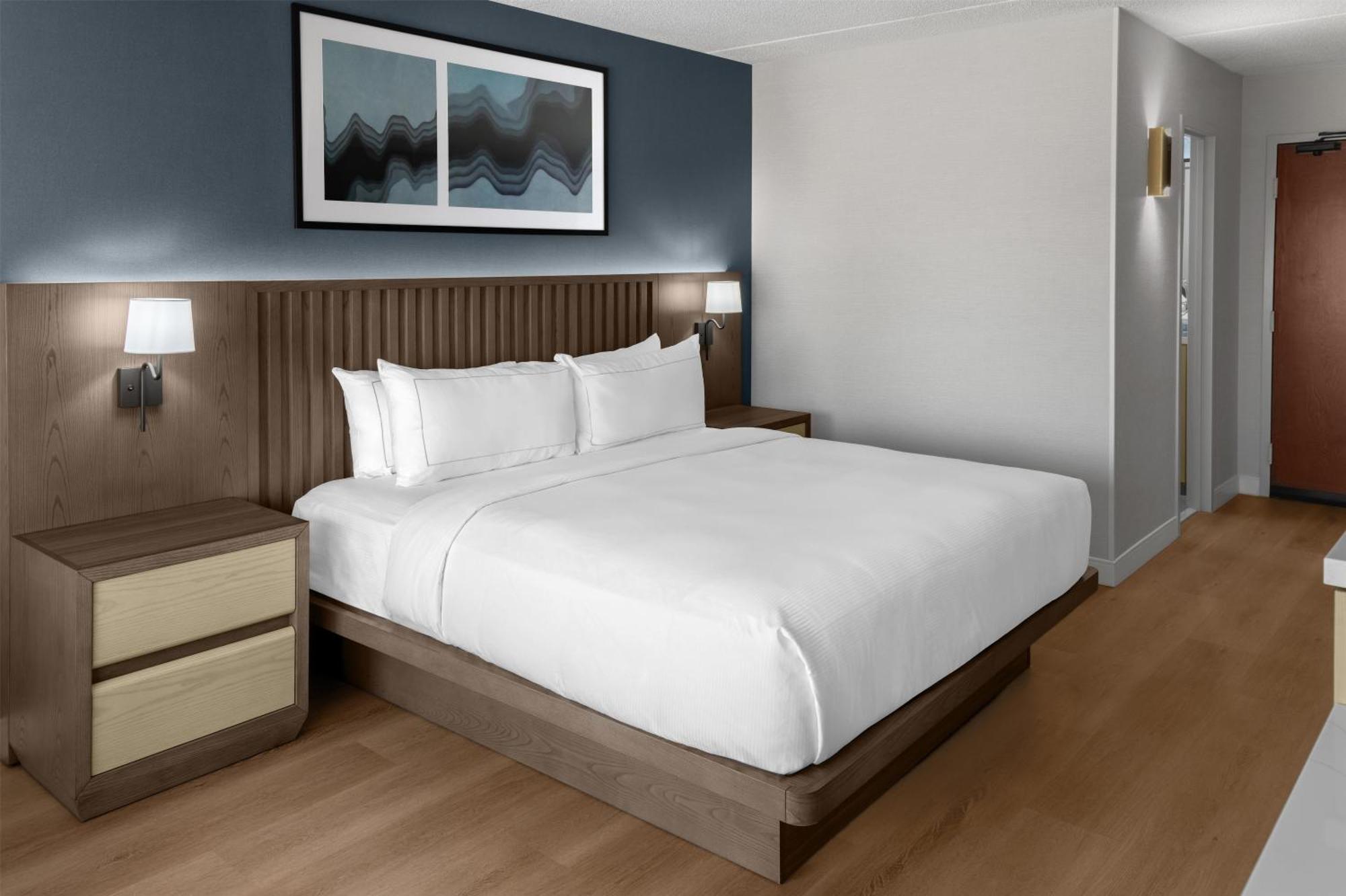 King Room Hearing Accessible-Non-Smoking
