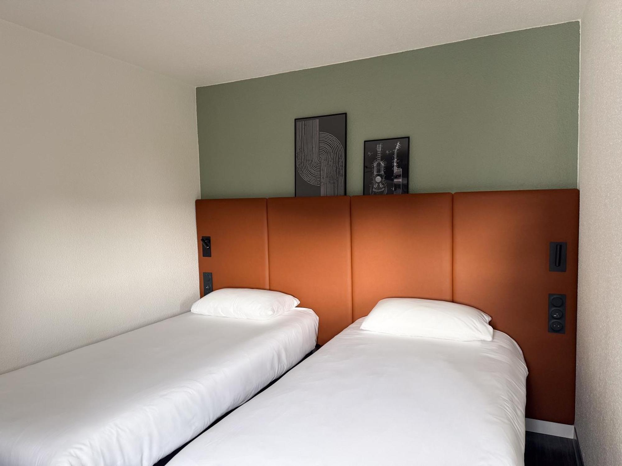 Standard Room Double Bed Twin Beds