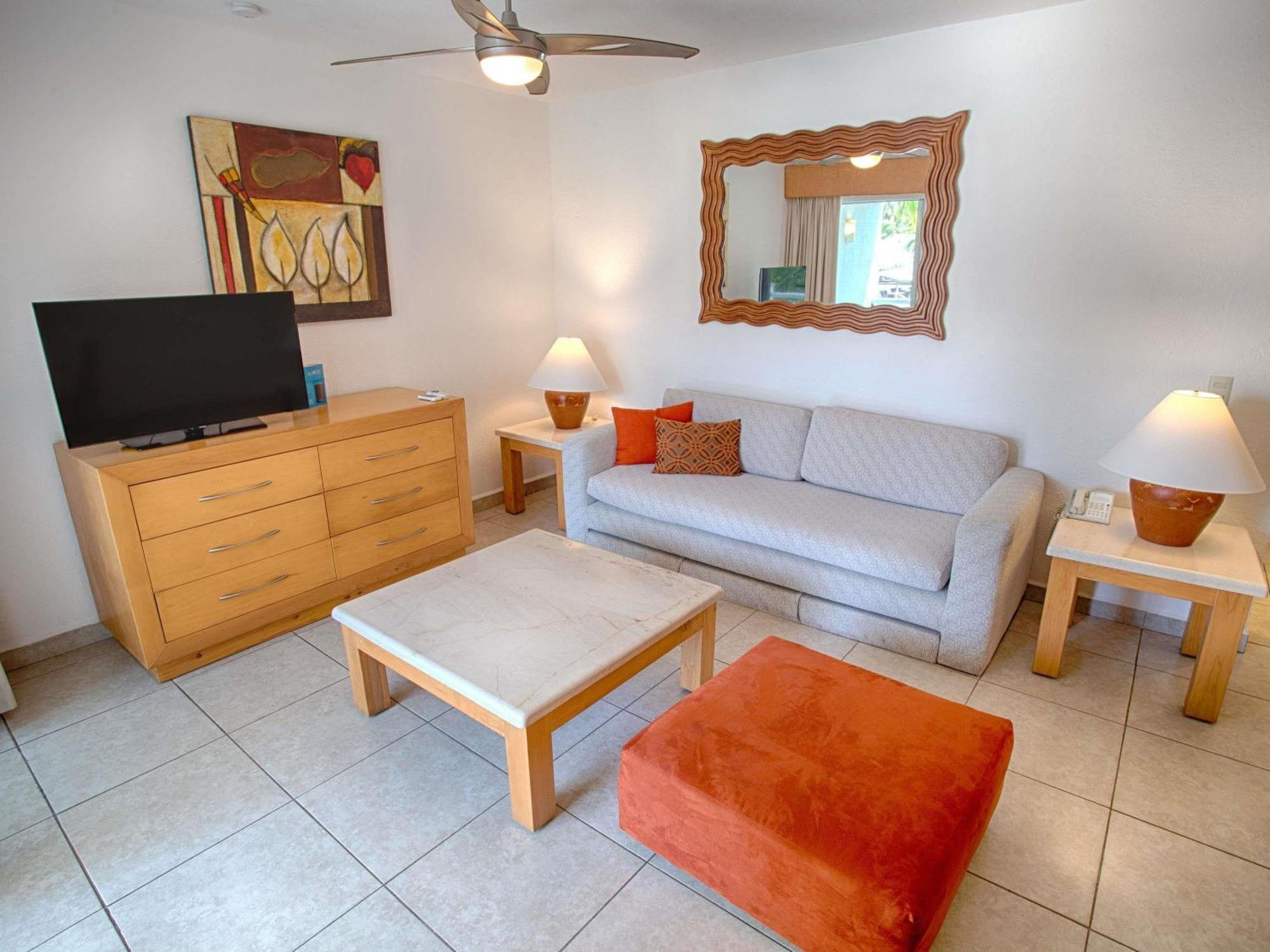 Two-Bedroom King Suite with Sofa Bed and Balcony - Three Bathrooms,1739412604:JPEG