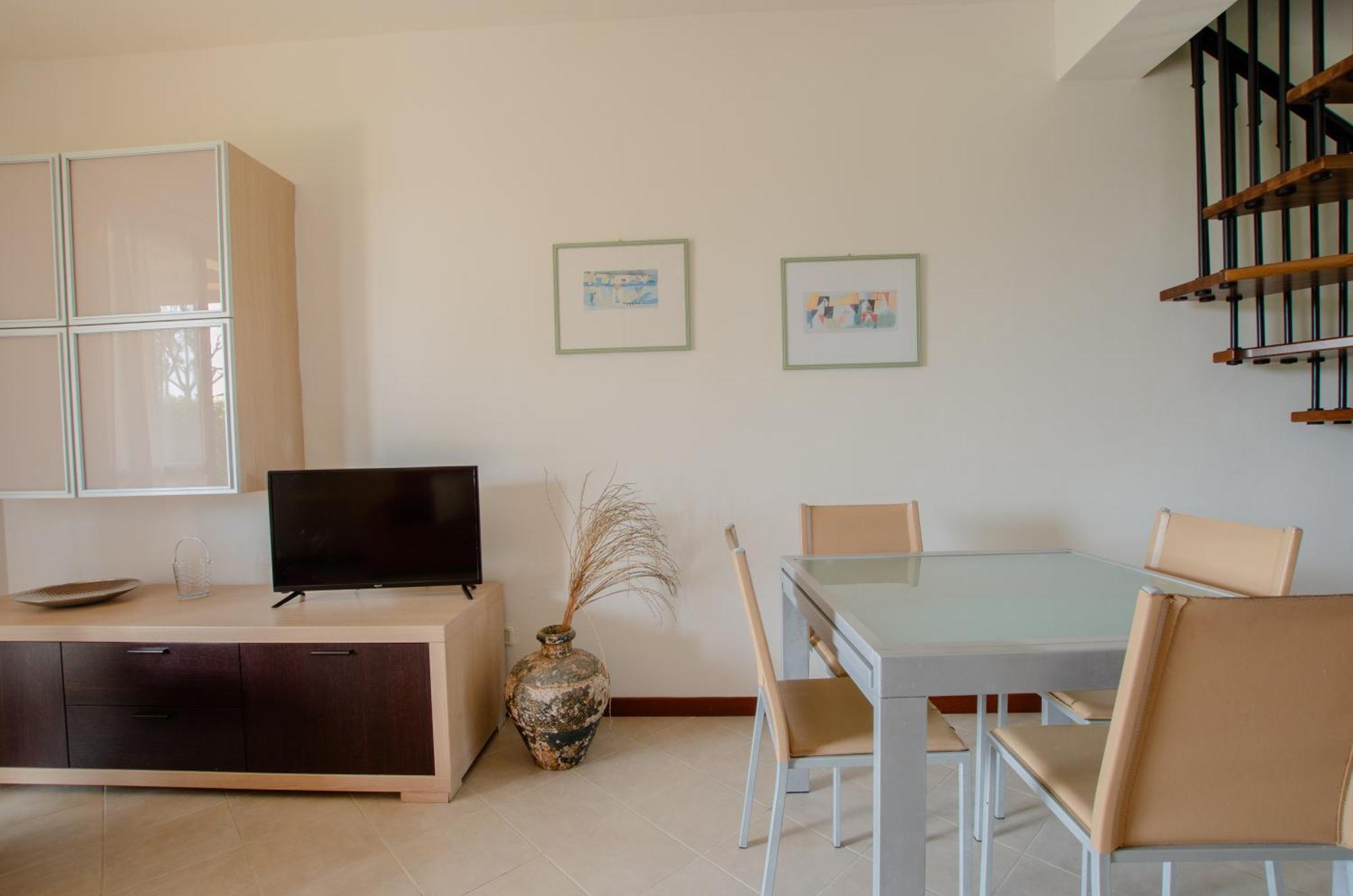 Three-Bedroom Villa Split Level