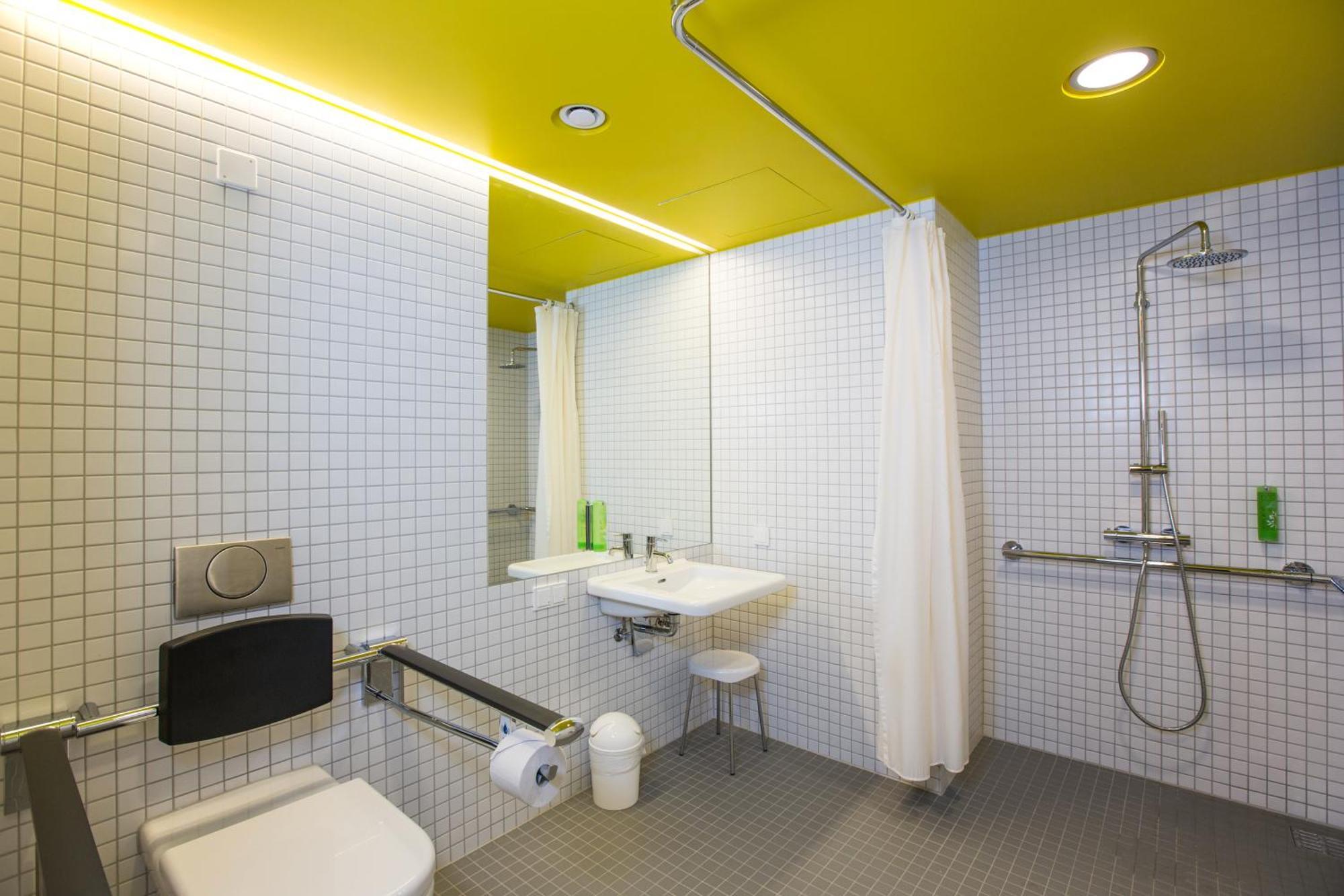 Triple Room Disability Access,1739431537:JPEG