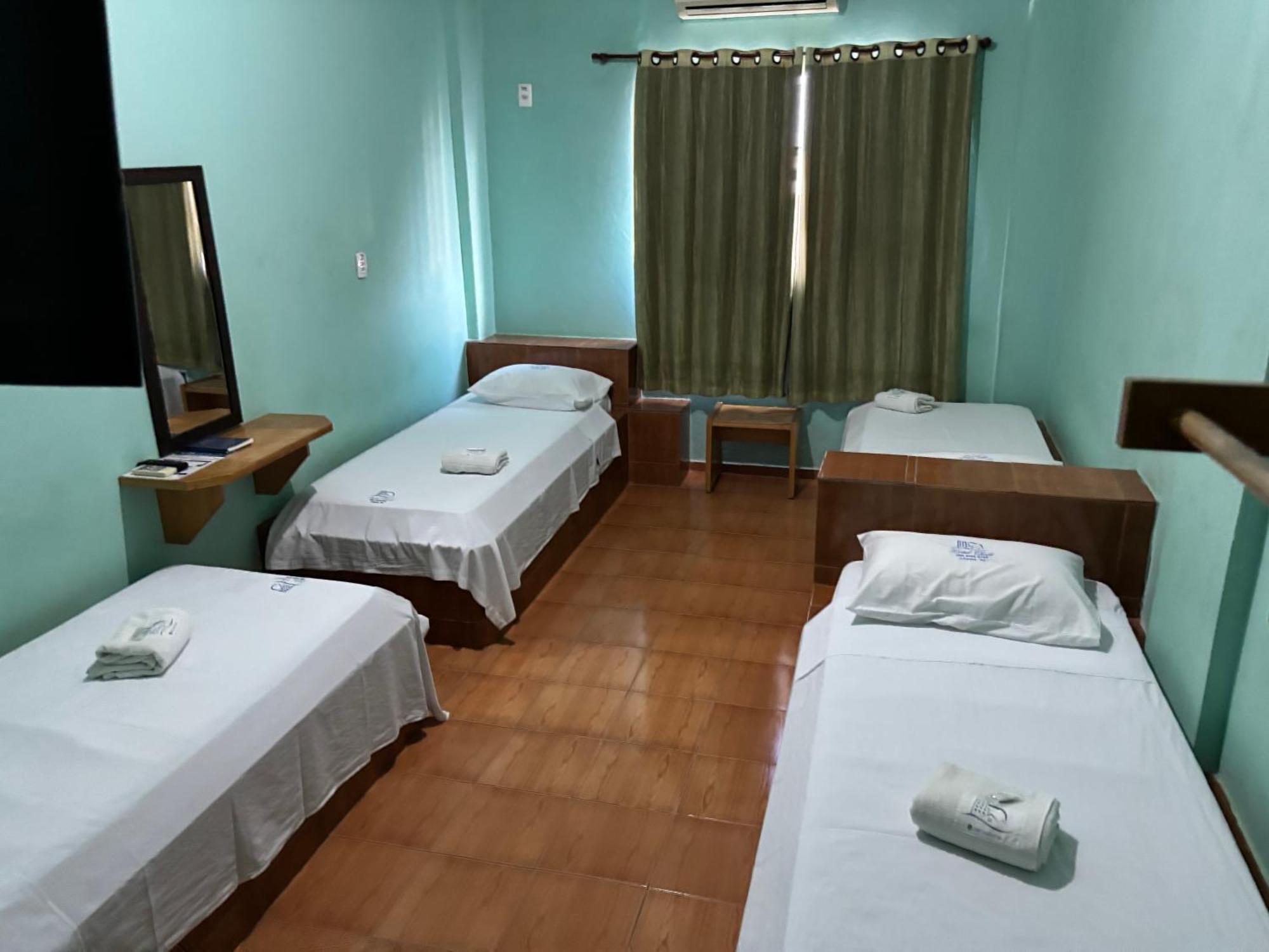Economy Quadruple Room