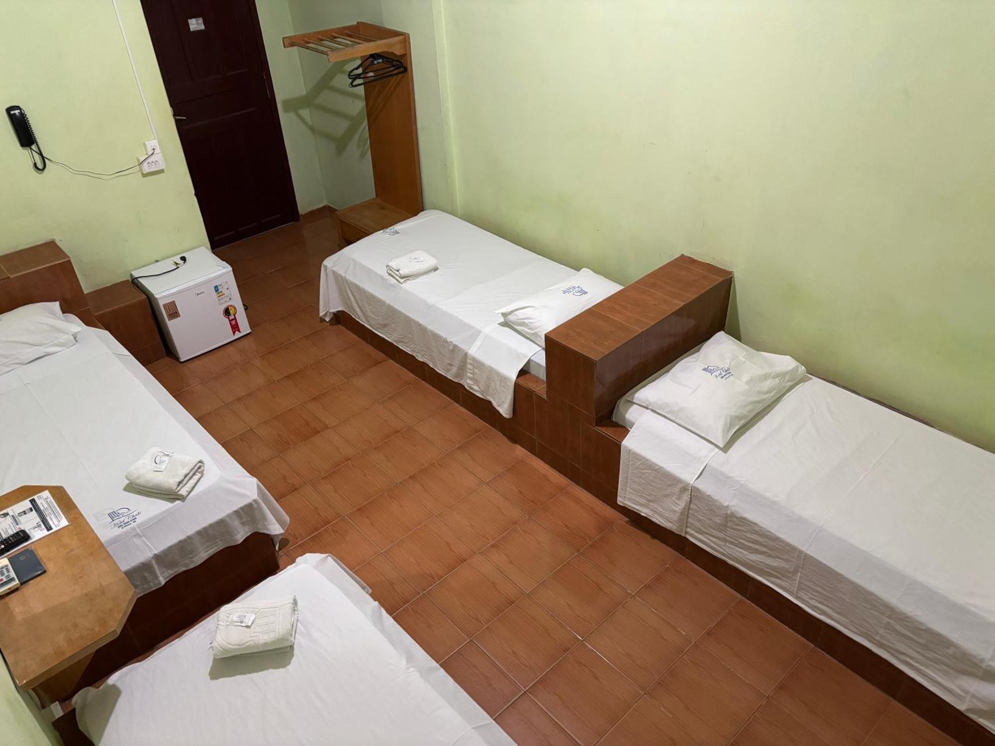 Economy Quadruple Room