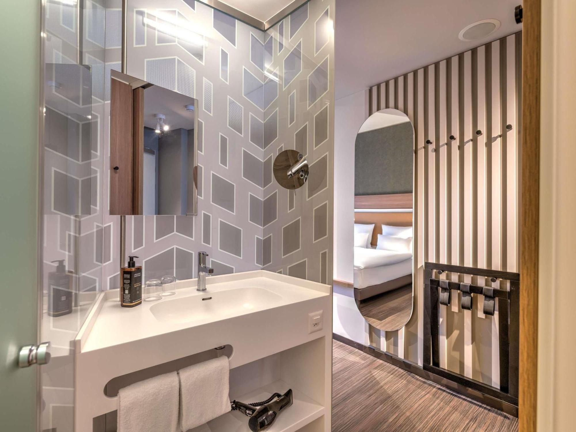 Comfort Twin Room