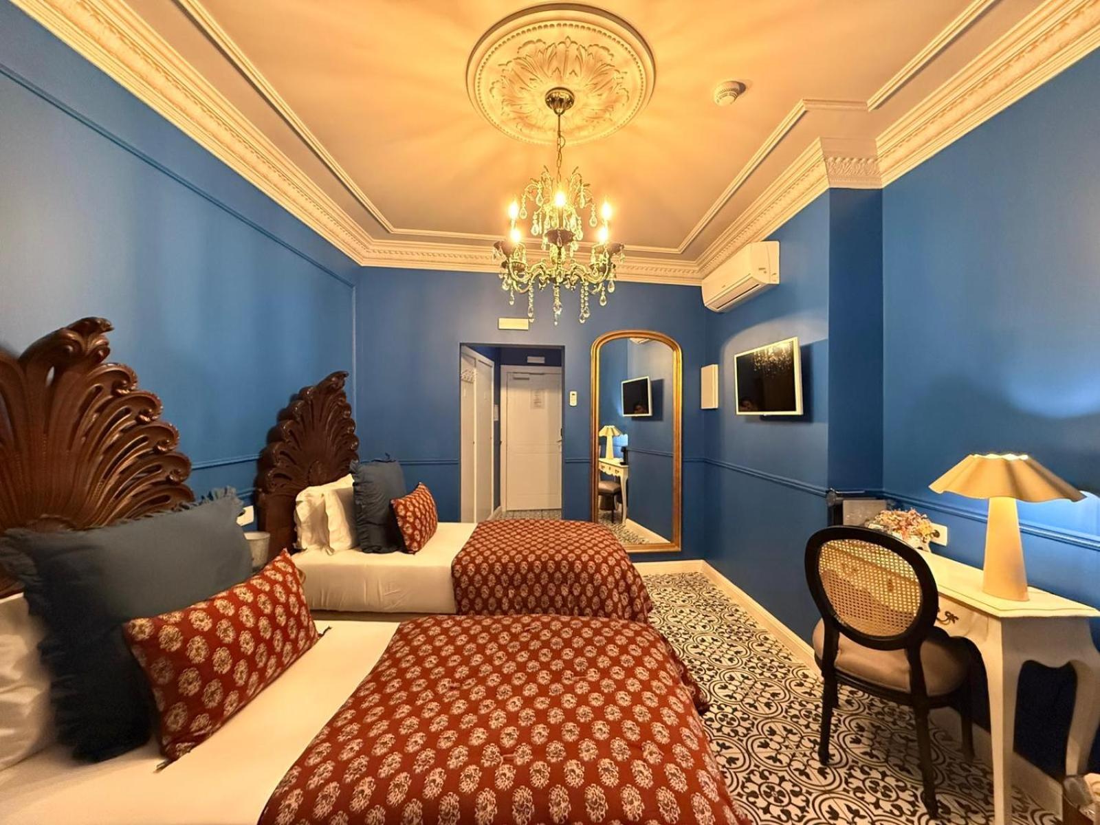 Twin Room,1766004854:JPEG